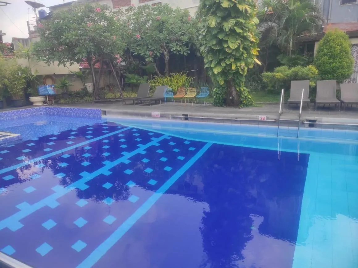 Swimming pool in Hotel Grand Rosela