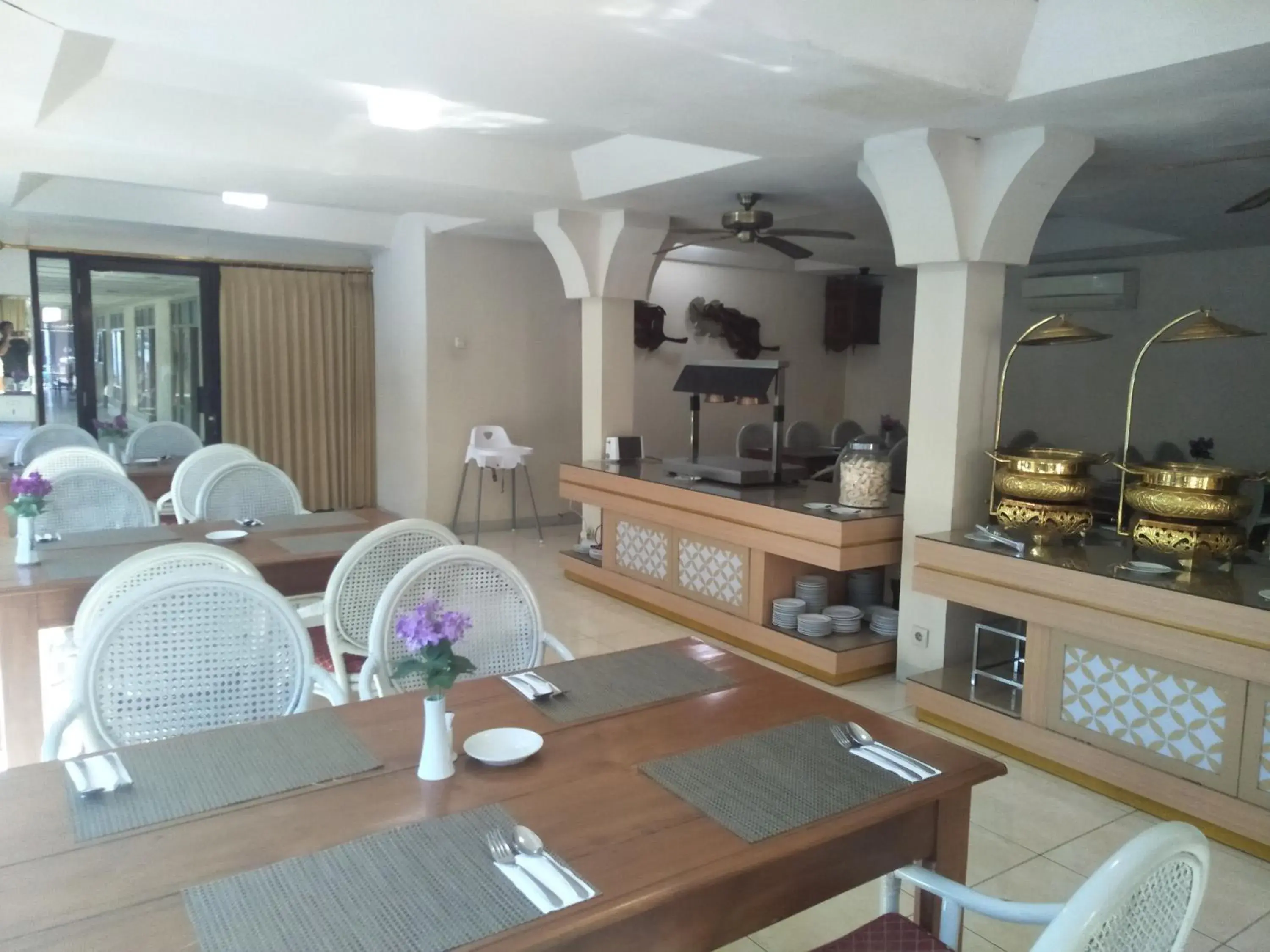 Restaurant/places to eat in Hotel Grand Rosela Restaurant/places to eat in Hotel Grand Rosela