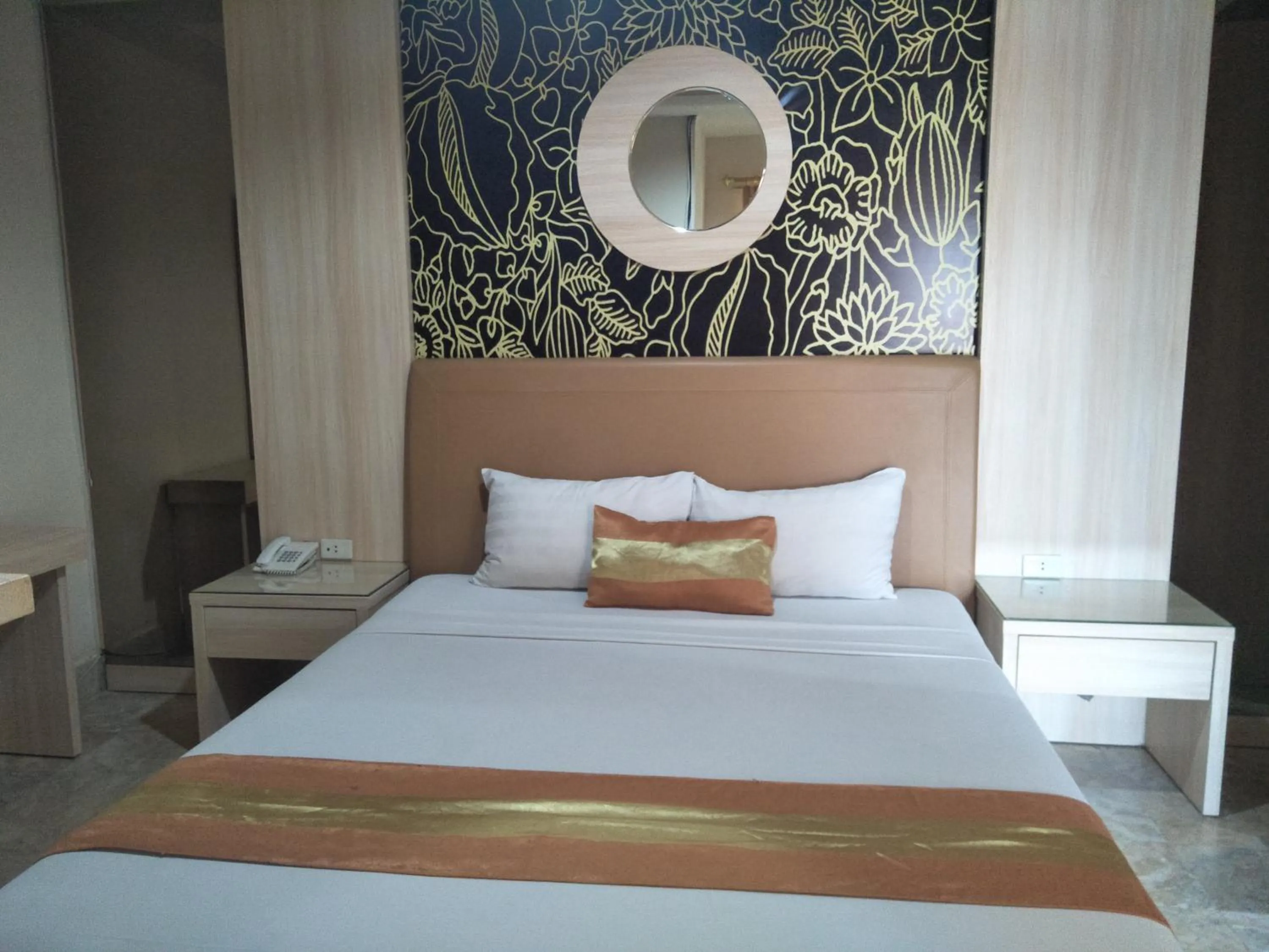 Bed in Hotel Grand Rosela
