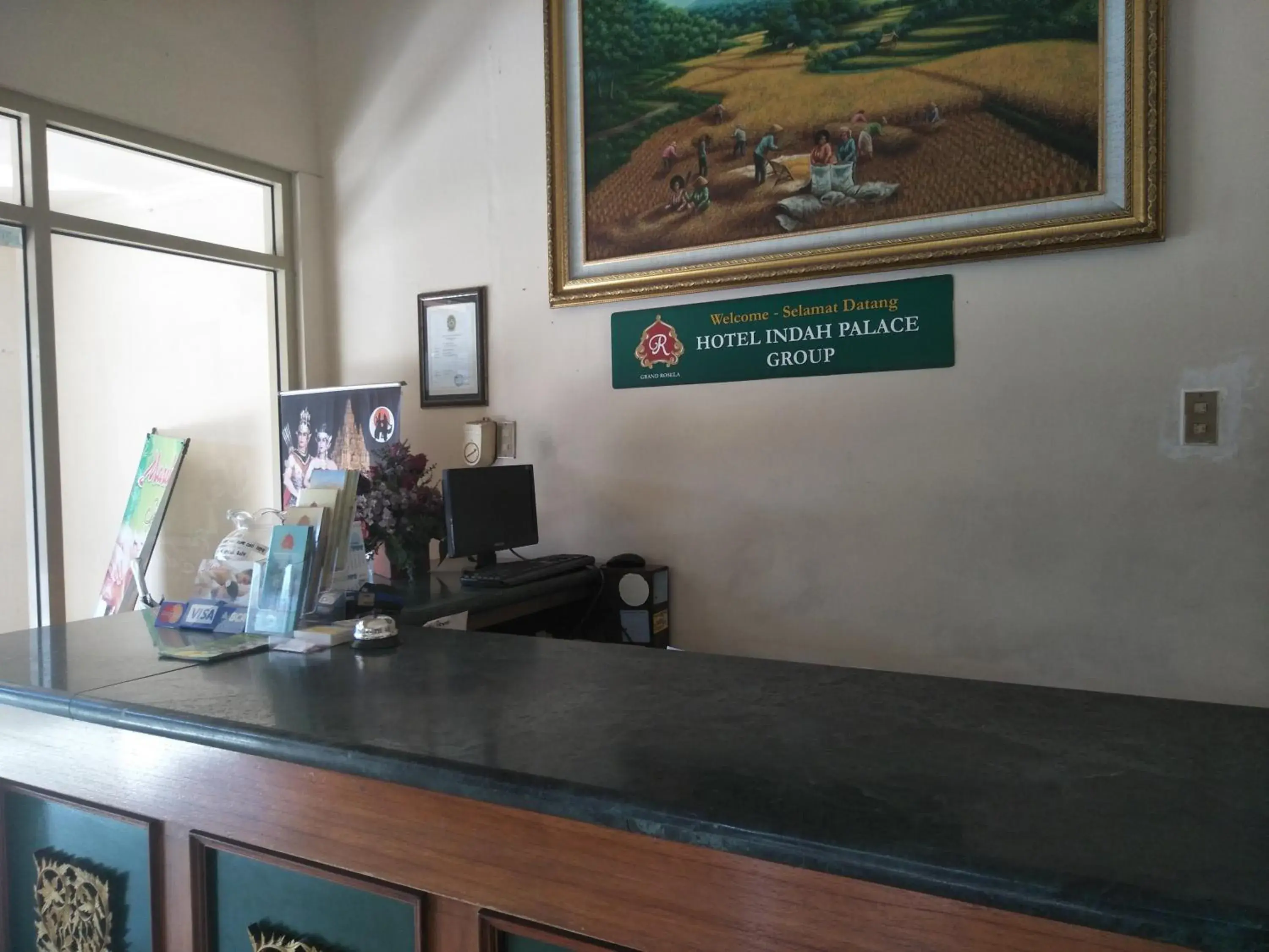 Property building in Hotel Grand Rosela Property building in Hotel Grand Rosela