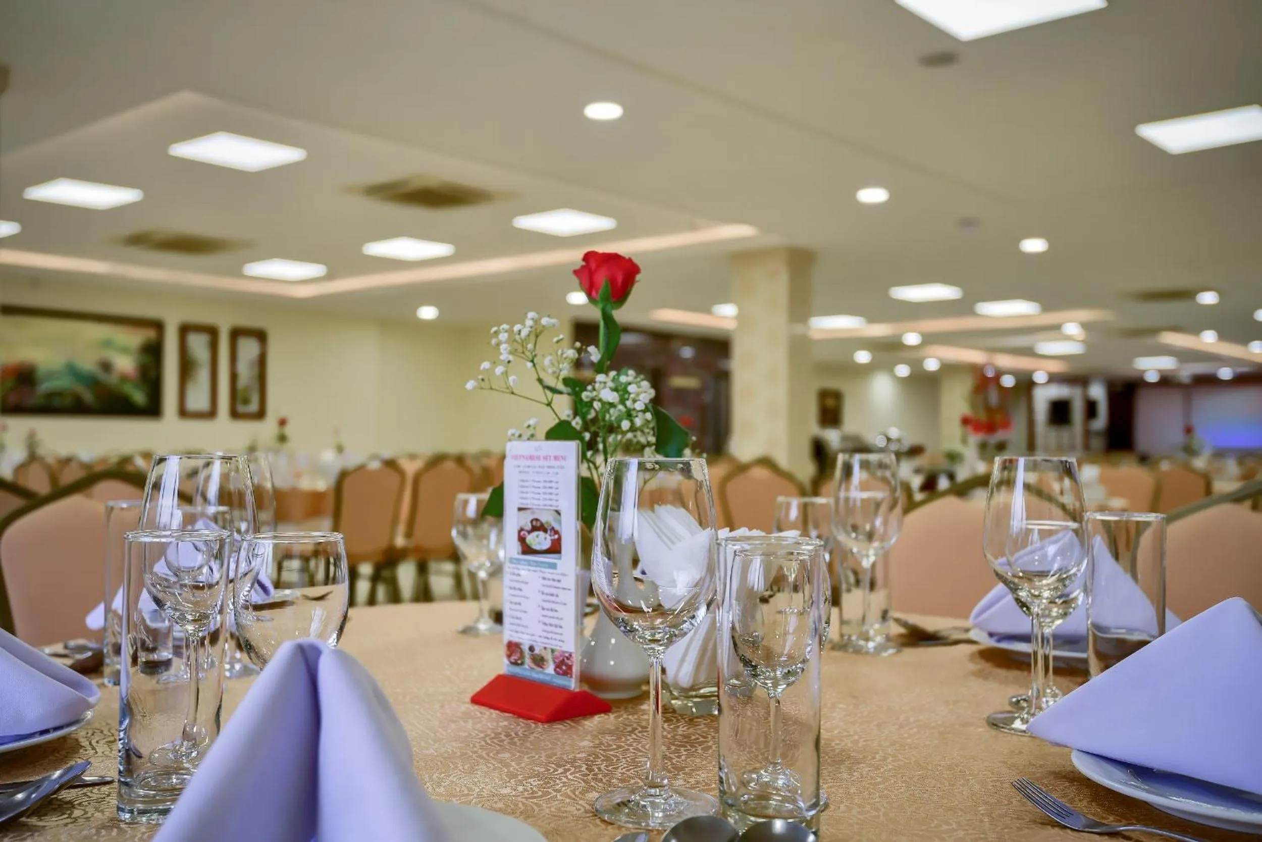 Restaurant/places to eat in Khách sạn Park Hotel Dalat