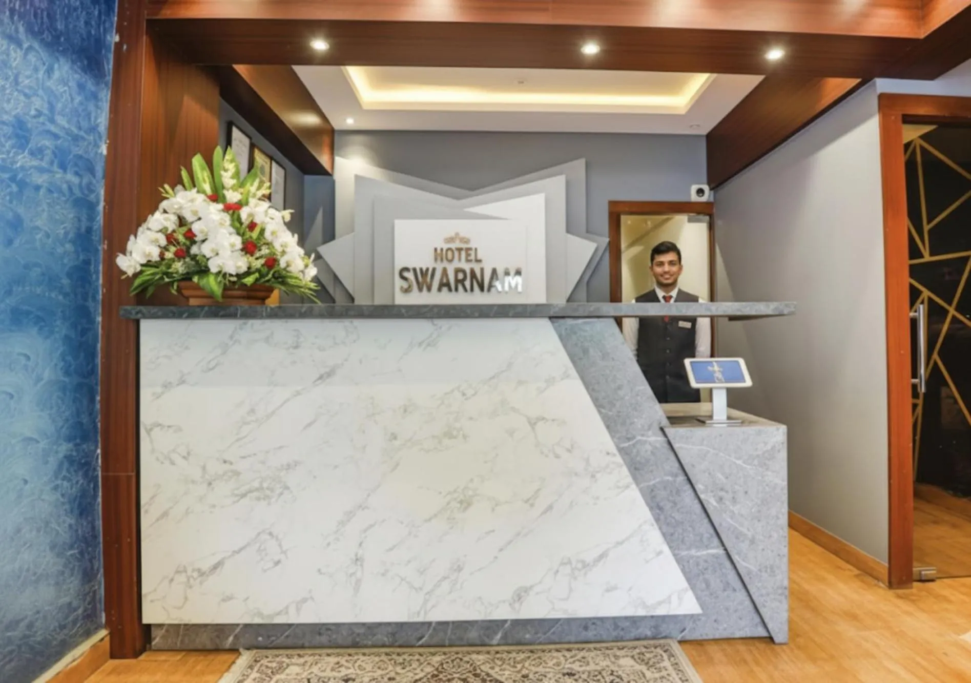 Lobby or reception in Swarnam Hotel