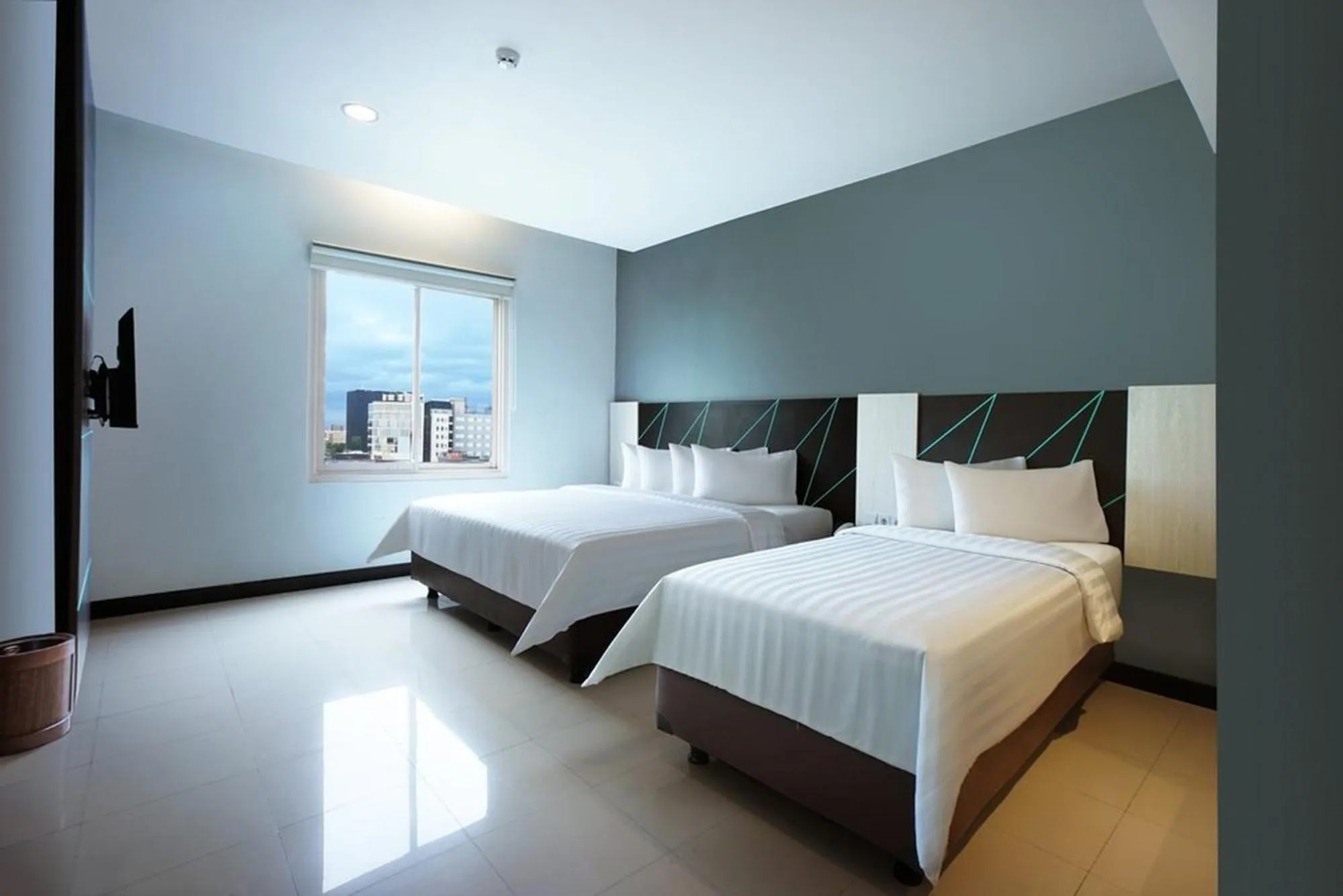 Bedroom, Bed in Regantris Malioboro