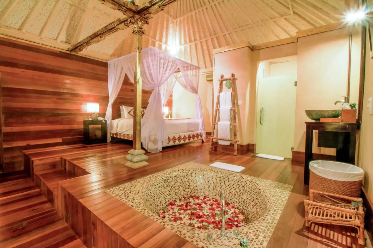 Bedroom in Kupu Kupu Barong Villas and Tree Spa by L’OCCITANE
