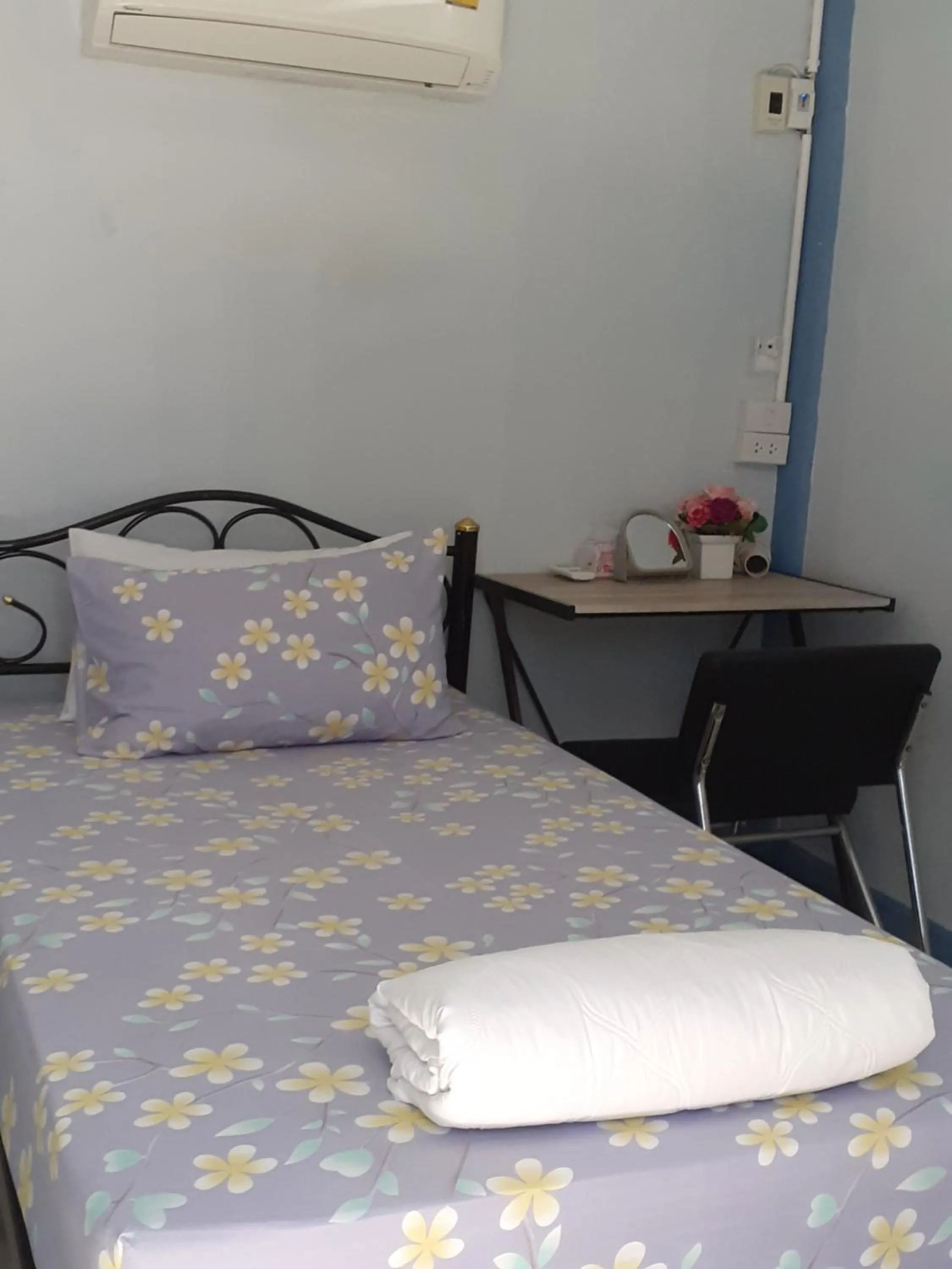 Bed in BaanSu Hostel