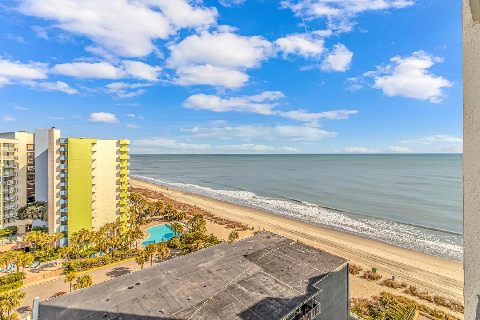 Beach in Sea Mist 51302