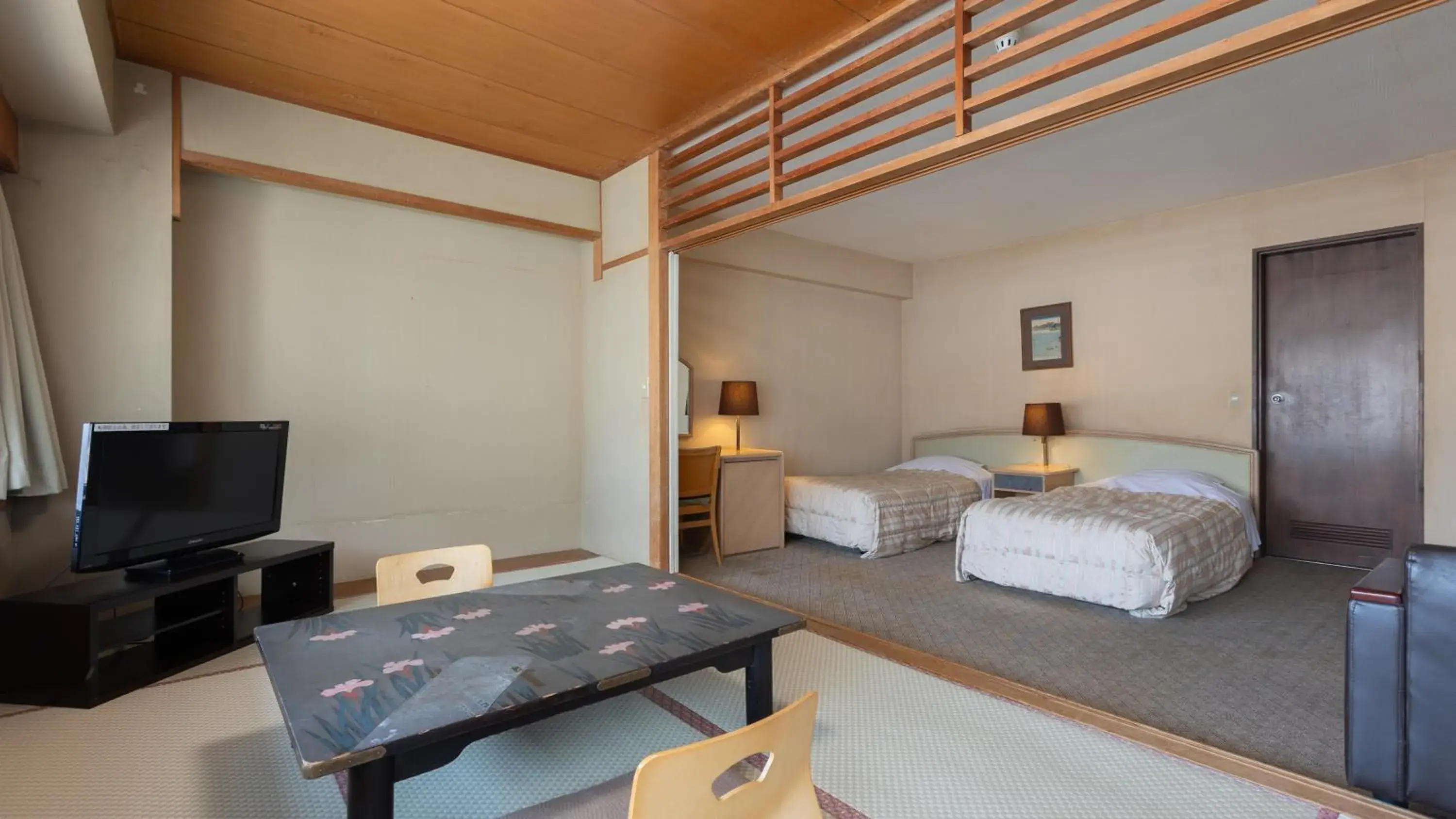 Bed in Atami New Fujiya Hotel Bed in Atami New Fujiya Hotel