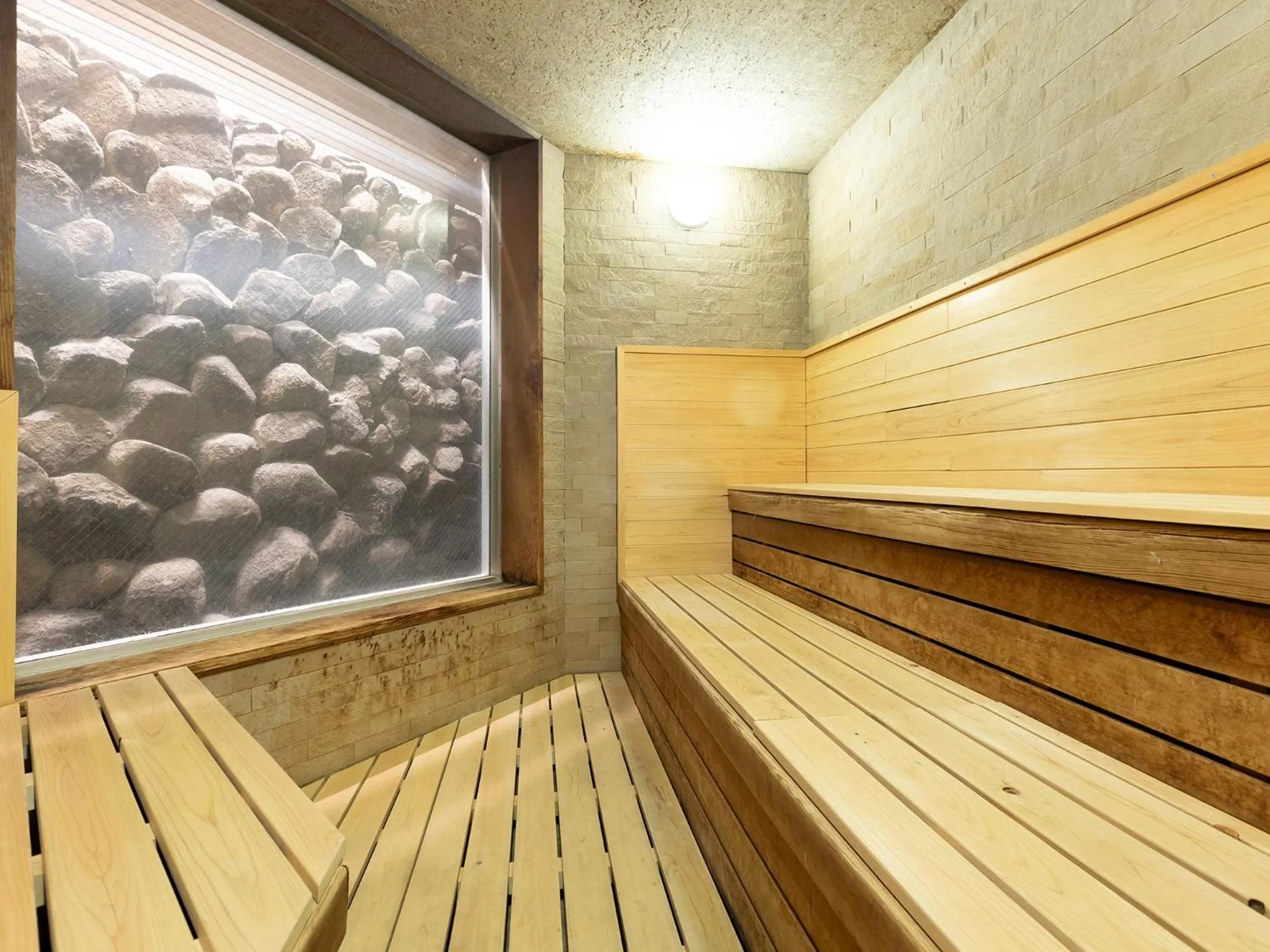 Atami New Fujiya Hotel