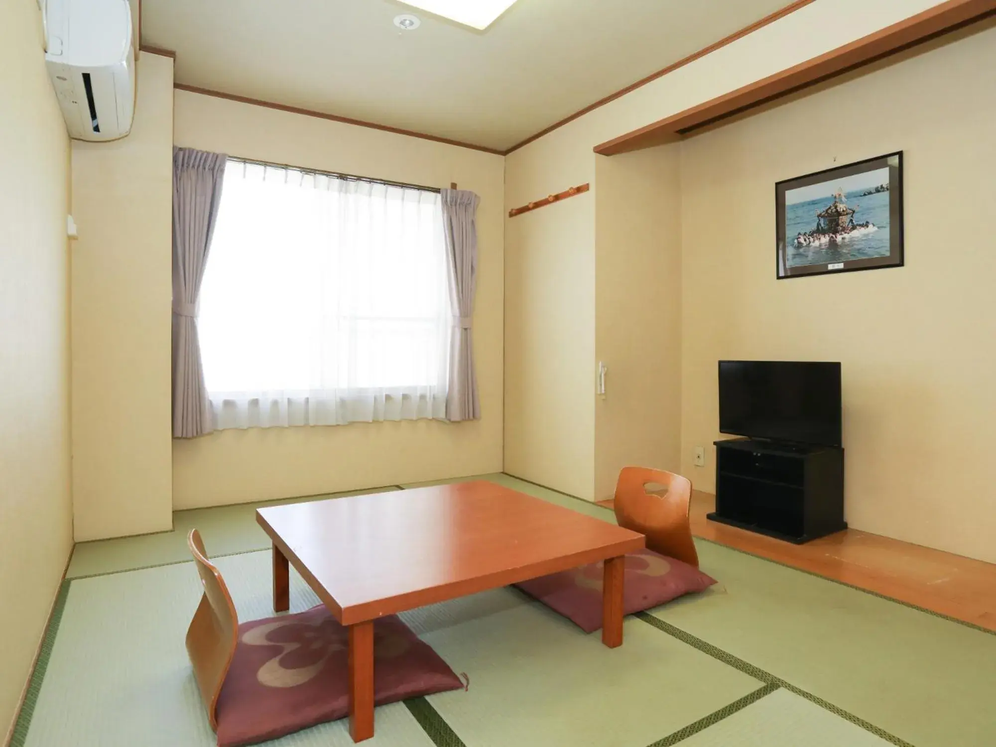 Japanese-Style Quadruple Room - single occupancy in Itoen Hotel Bekkan Japanese-Style Quadruple Room - single occupancy in Itoen Hotel Bekkan