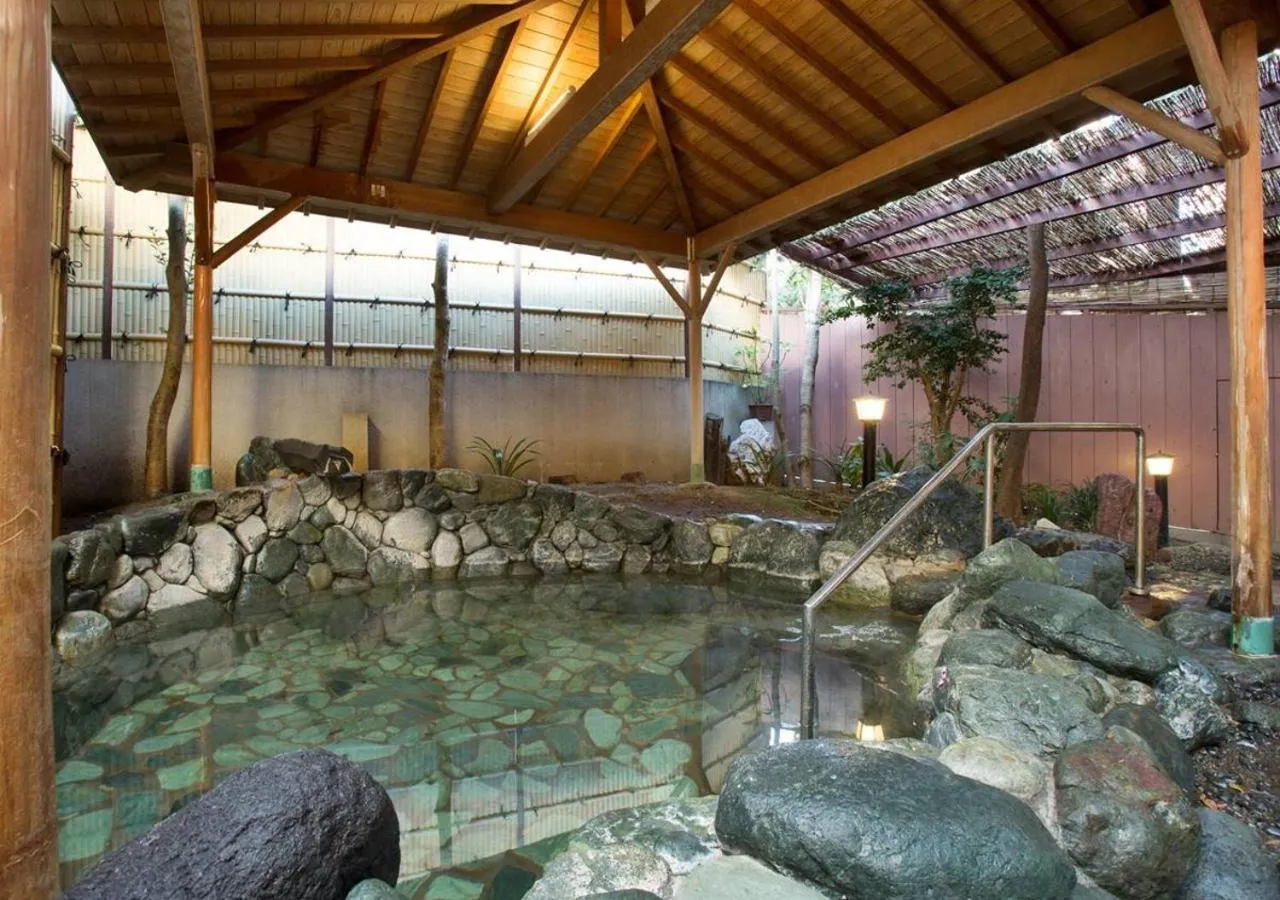 Open Air Bath in Atami Kinjokan