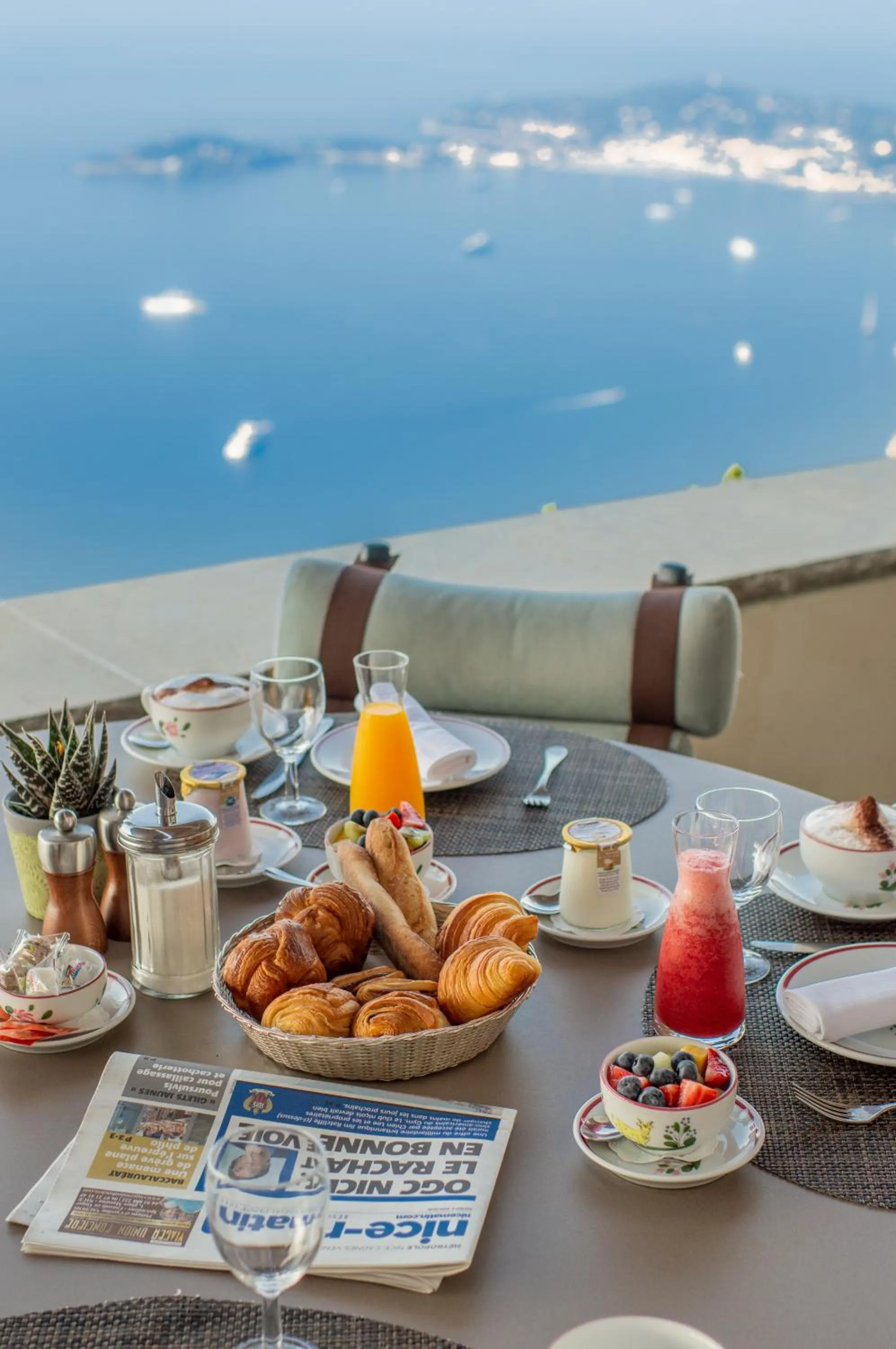 Breakfast in La Chèvre d'Or