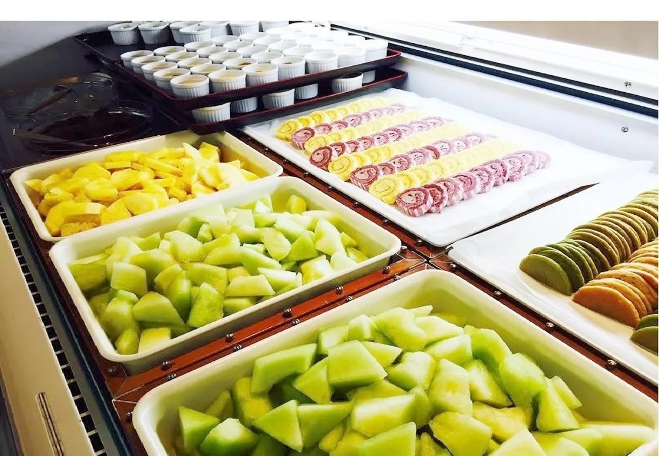 Restaurant/places to eat in Ohito Hotel