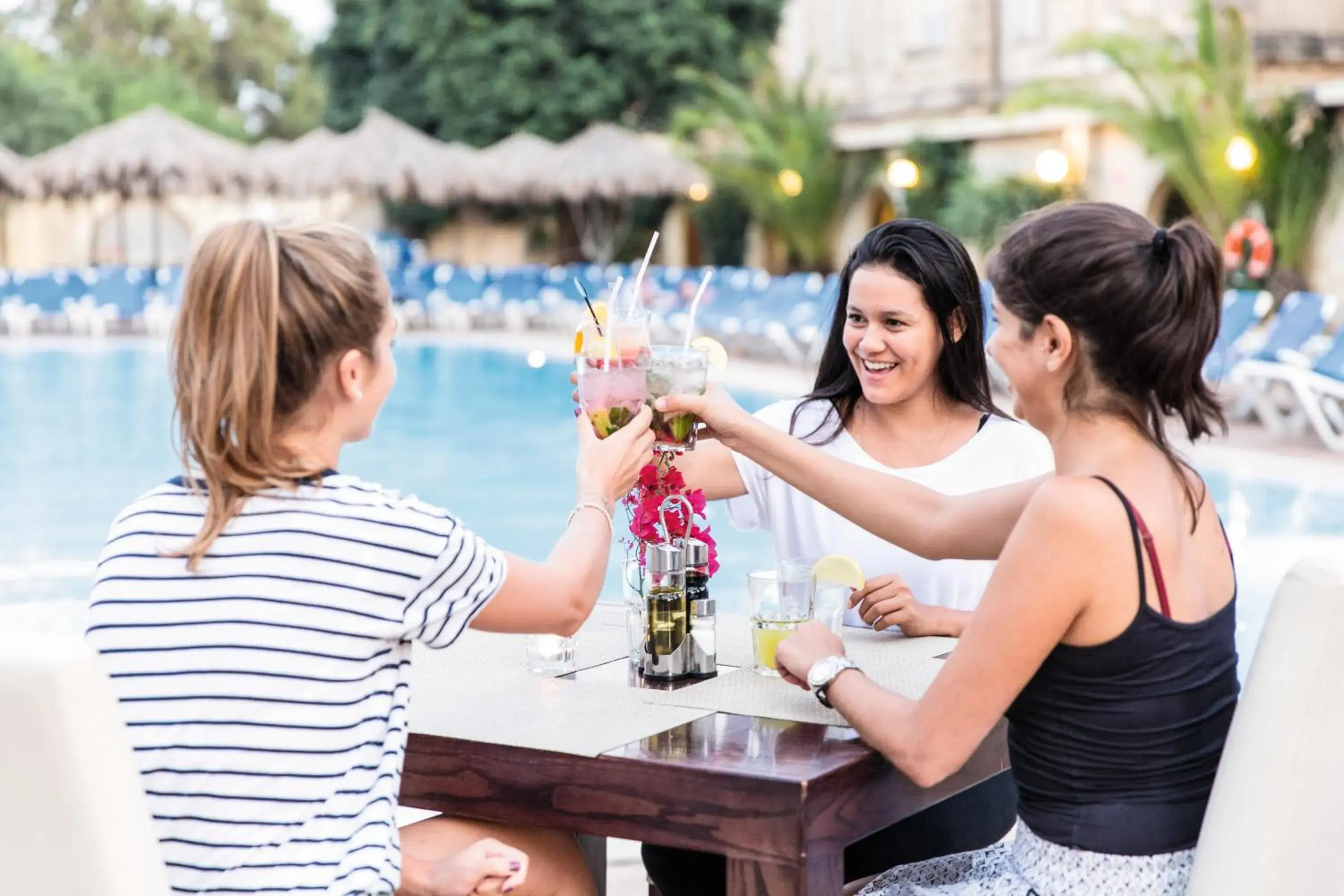 Restaurant/places to eat in SC Club Village Restaurant/places to eat in SC Club Village