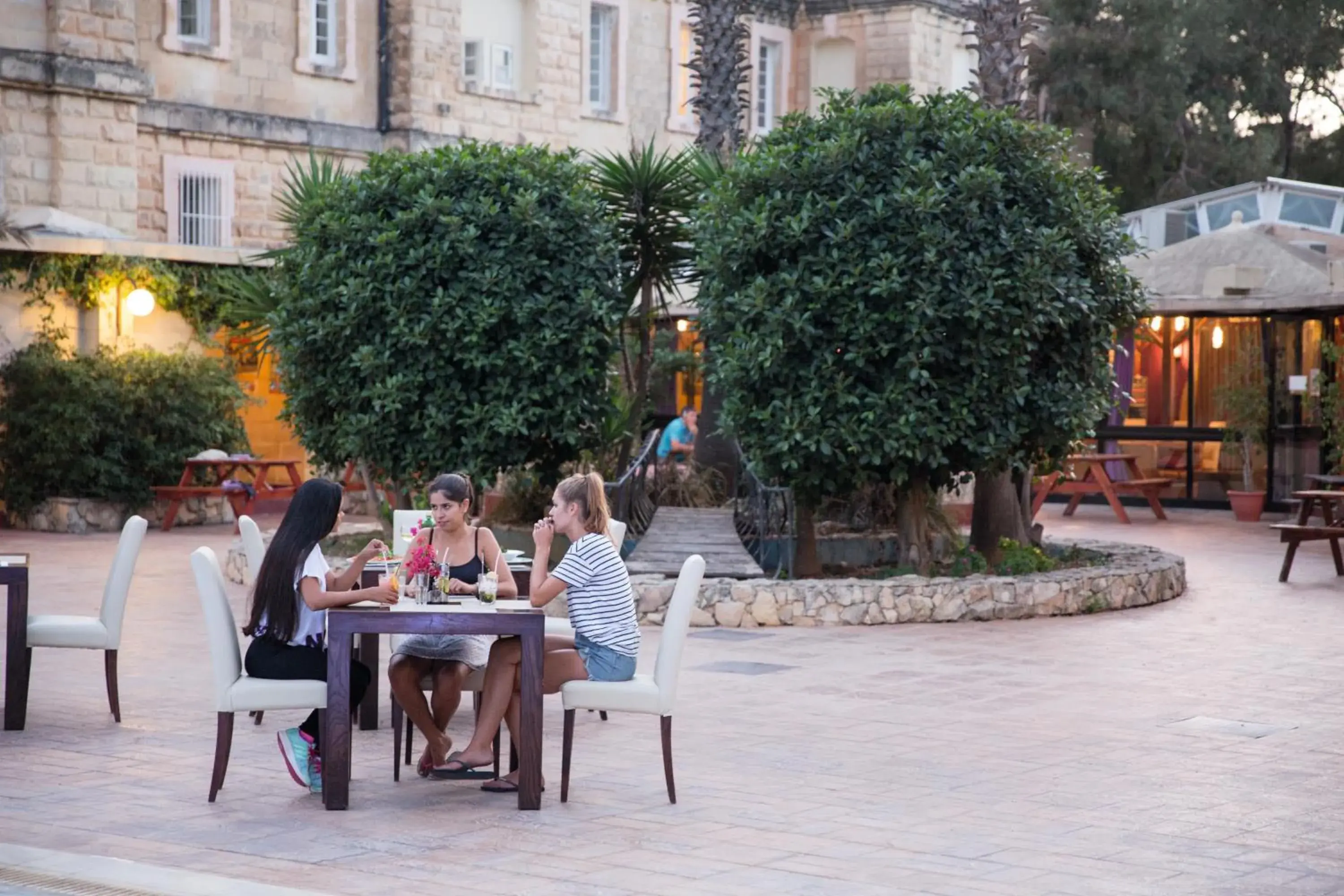 Restaurant/places to eat in SC Club Village Restaurant/places to eat in SC Club Village