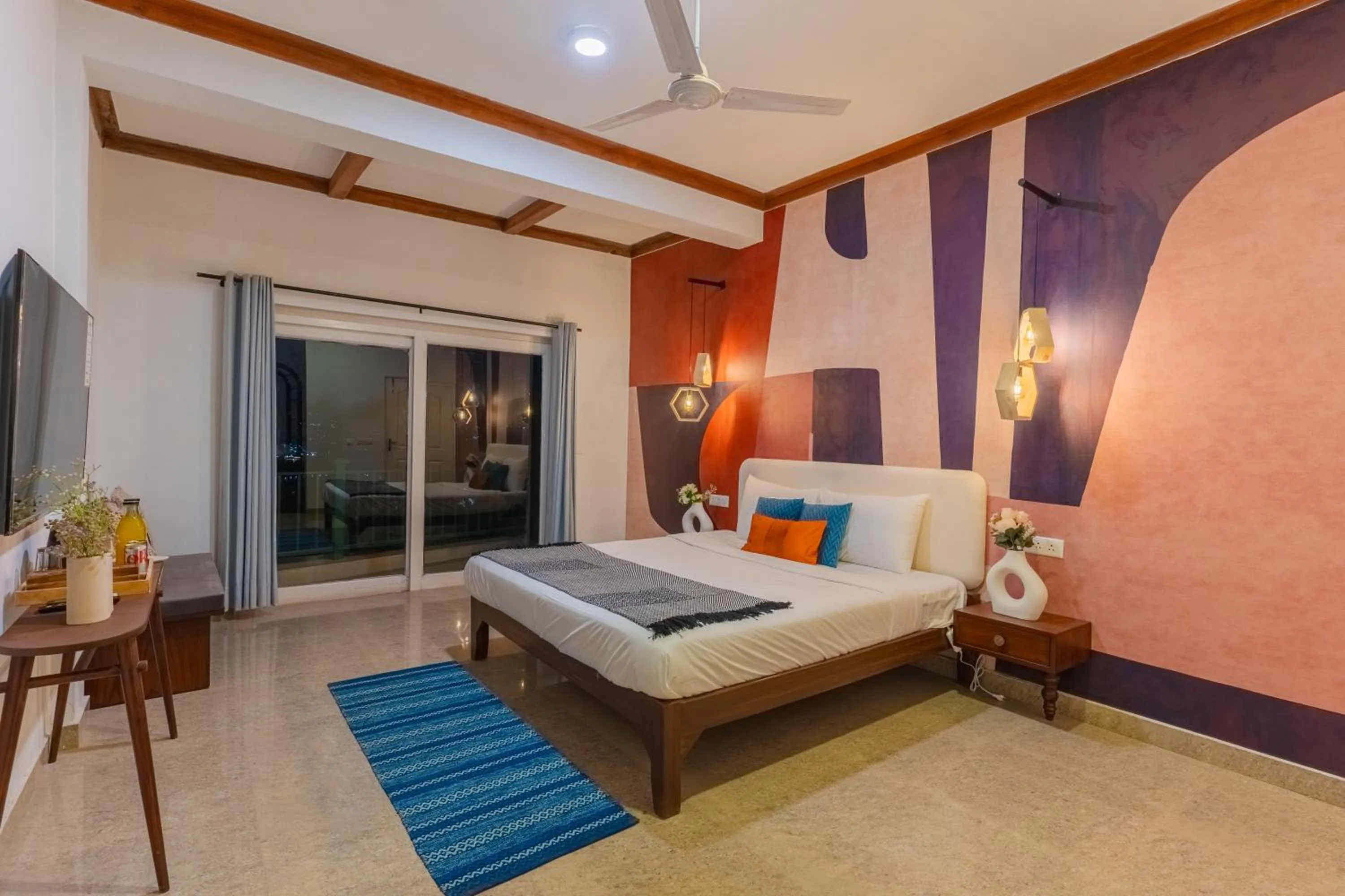 Bed in Seclude Kasauli, Himachal Pradesh