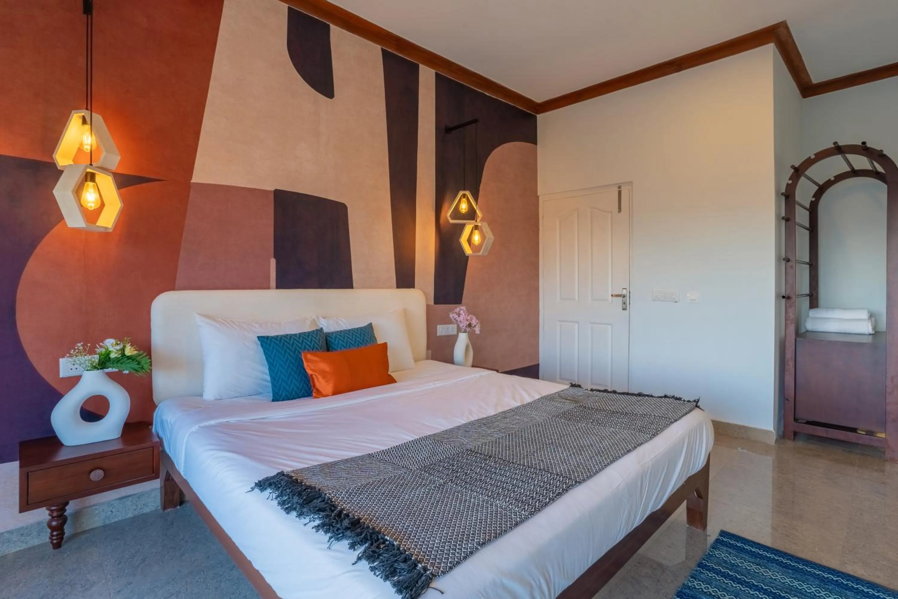 Bed in Seclude Kasauli, Himachal Pradesh