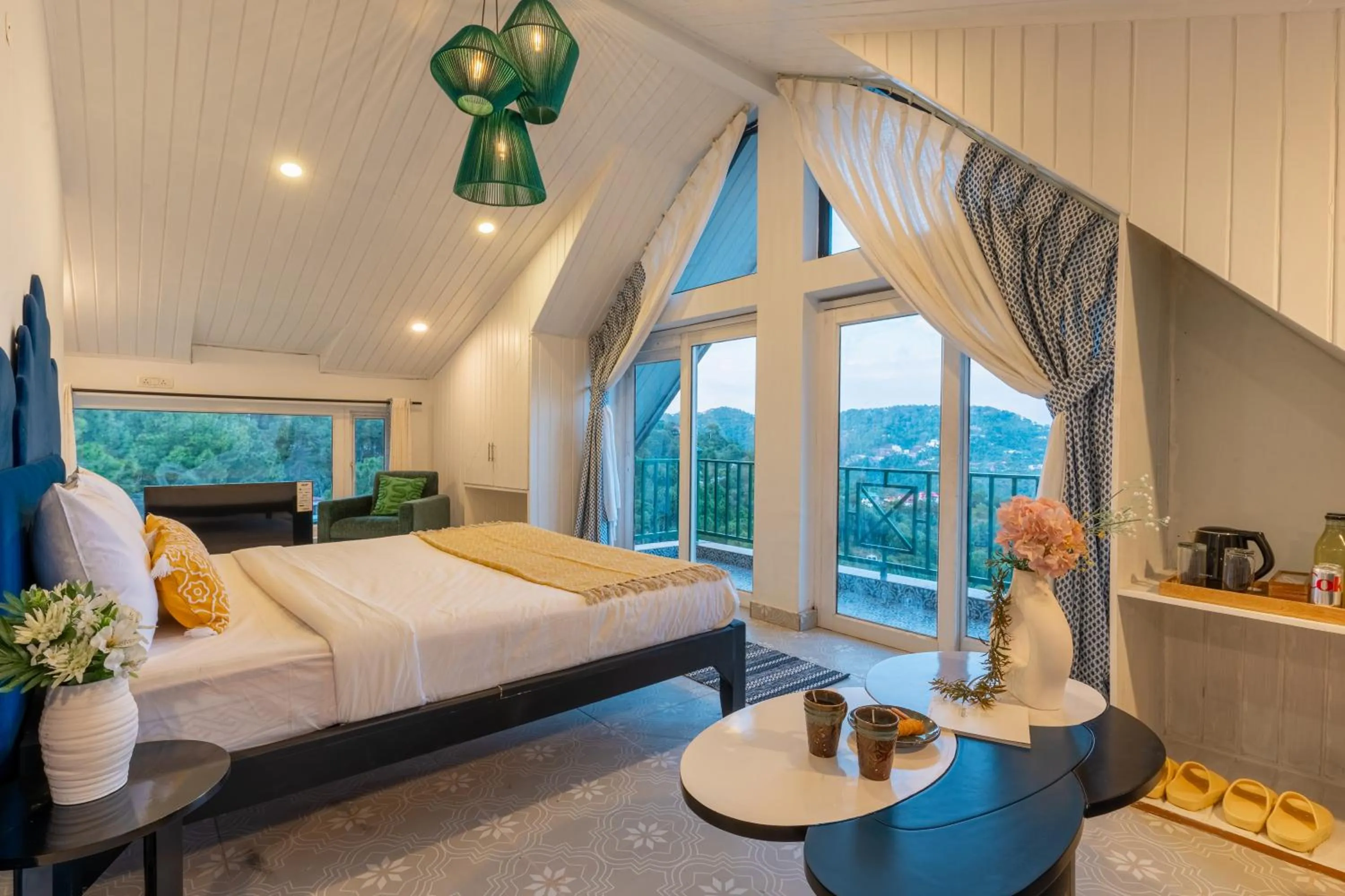 Bed in Seclude Kasauli, Himachal Pradesh