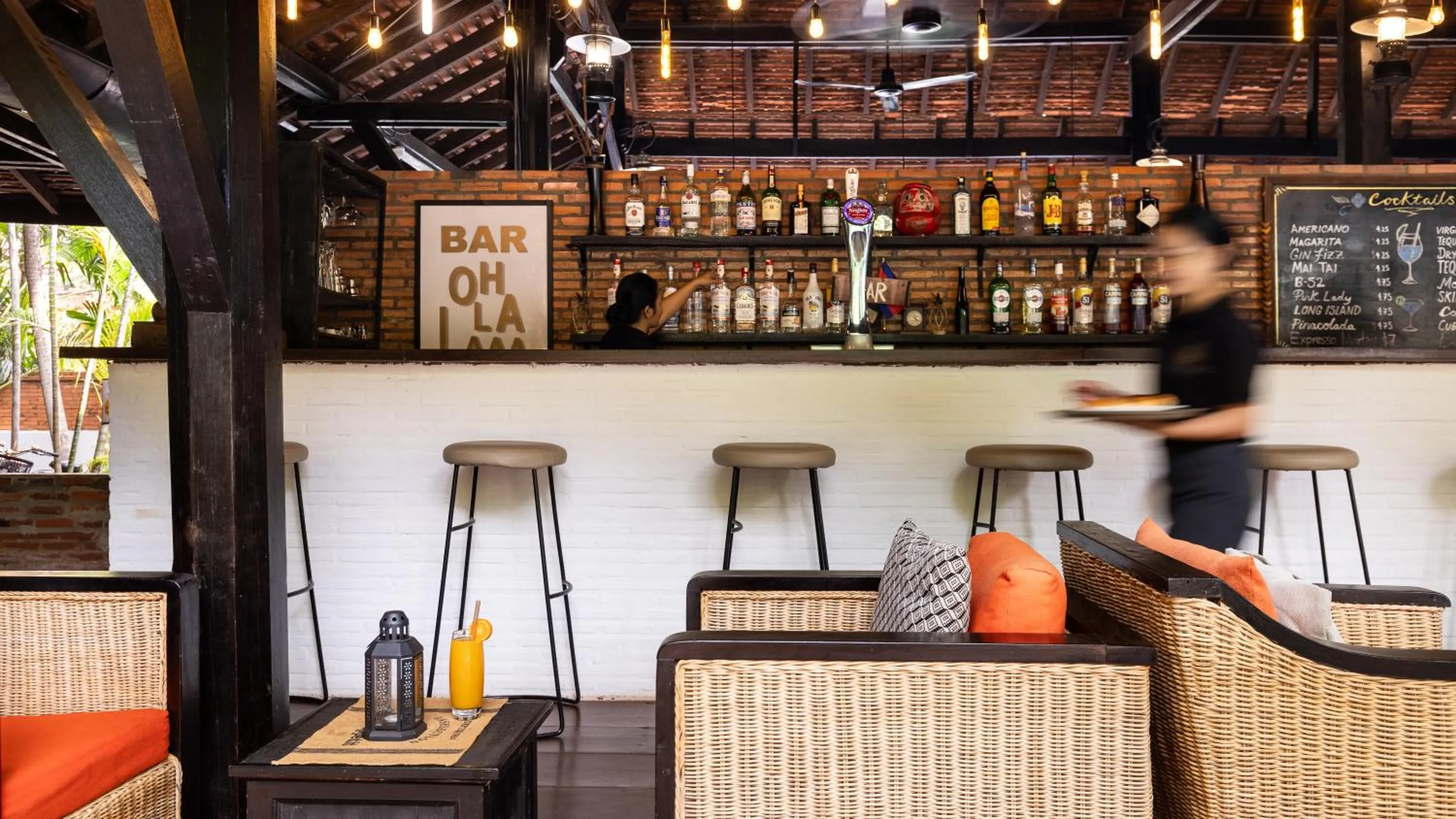 Lounge or bar in Pavillon Indochine Boutique - Hotel