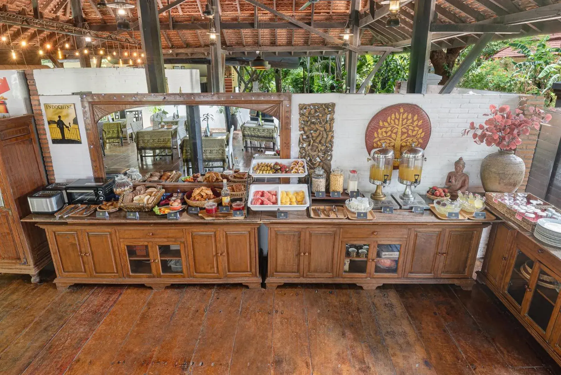 Breakfast in Pavillon Indochine Boutique - Hotel Breakfast in Pavillon Indochine Boutique - Hotel