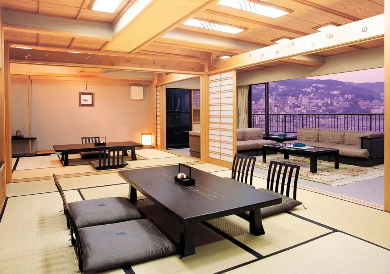 Photo of the whole room in Uomisaki Hotel Photo of the whole room in Uomisaki Hotel