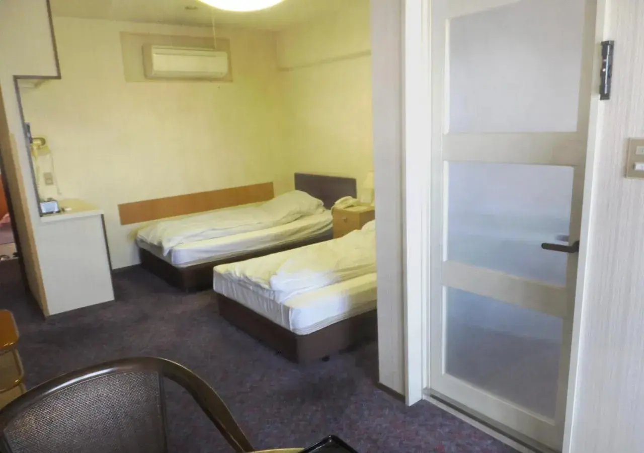 Photo of the whole room, Bed in Uomisaki Hotel Photo of the whole room, Bed in Uomisaki Hotel