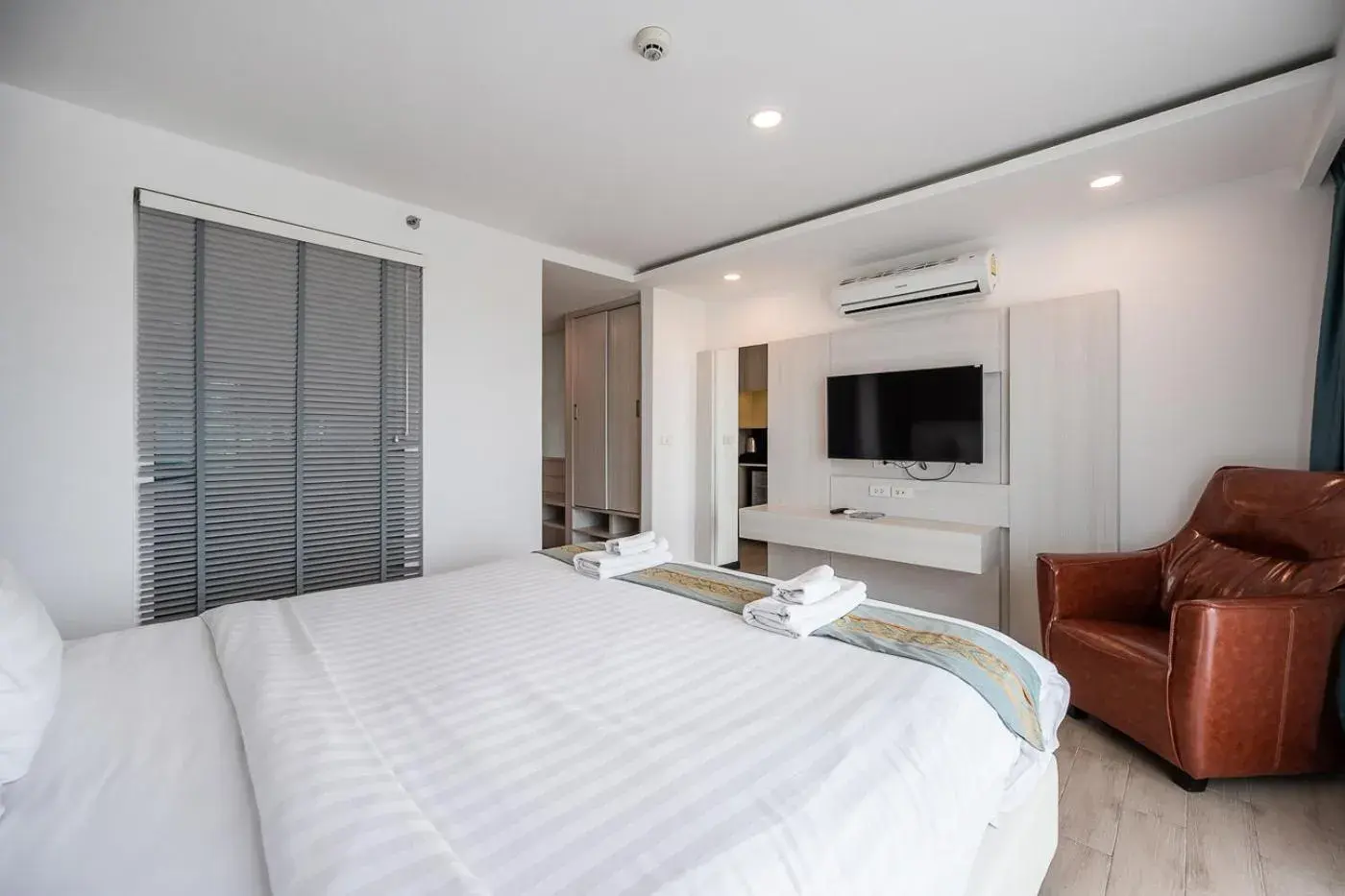 Bedroom, Bed in Sonia residence - SHA Extra Plus