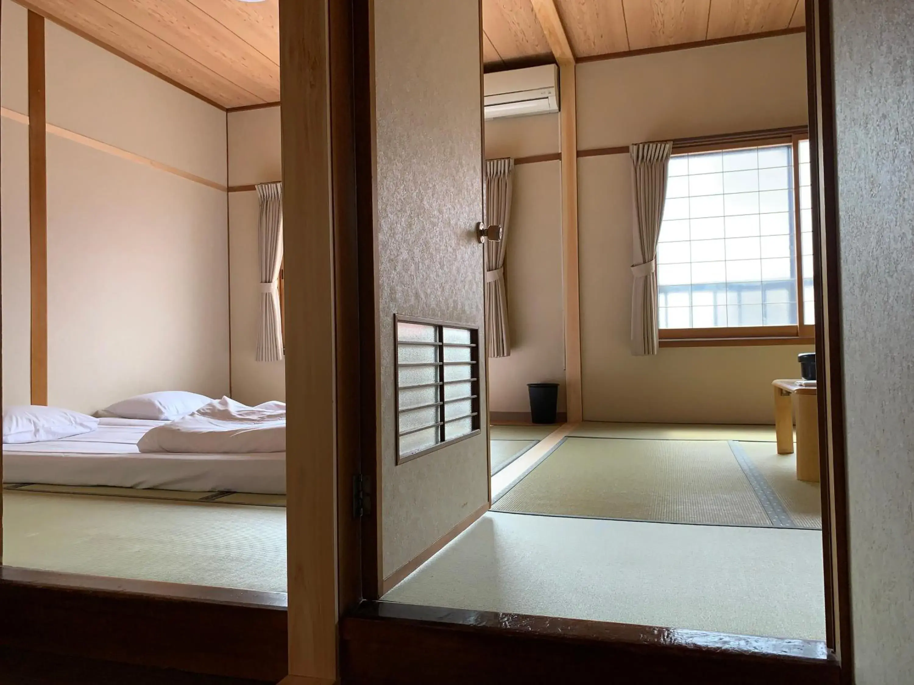 Photo of the whole room, Bed in Minshuku Kuwataniya Photo of the whole room, Bed in Minshuku Kuwataniya