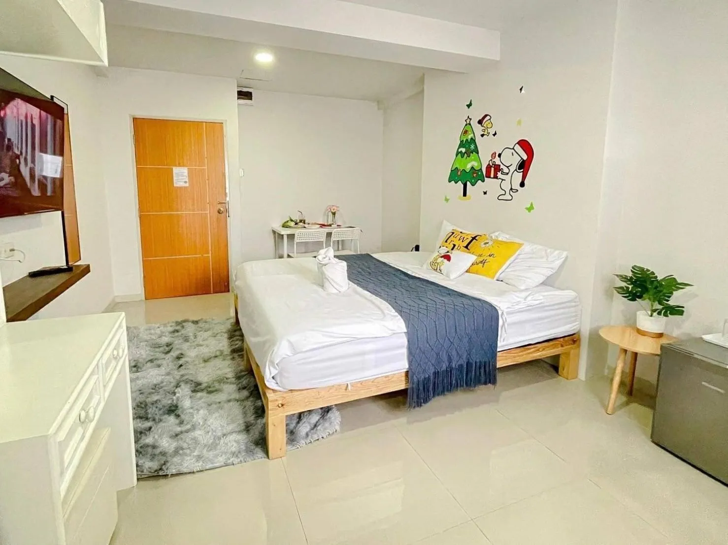 Photo of the whole room in 88 Living