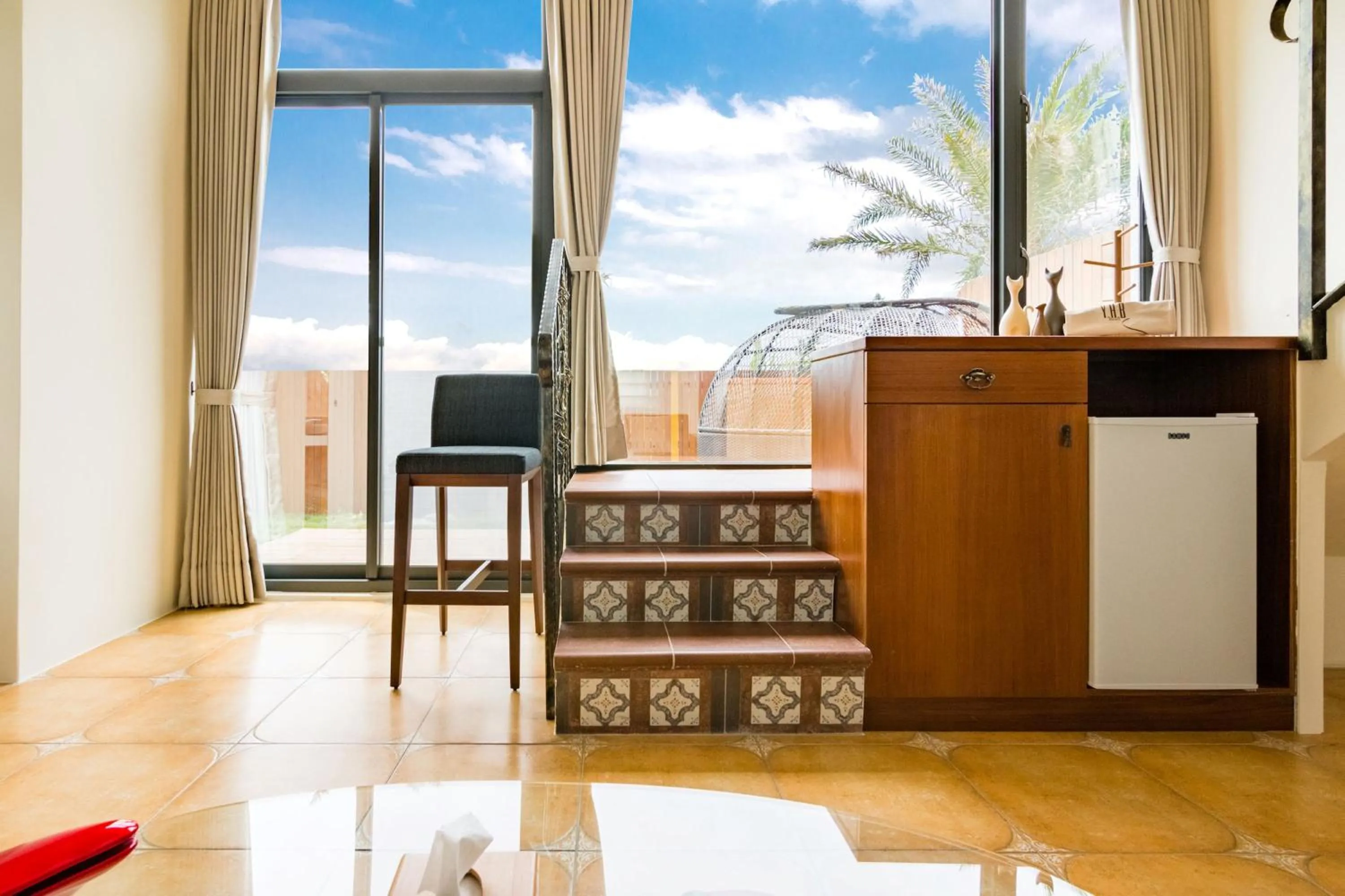 Communal lounge/ TV room in Taroko Yan Hai Bo Villa