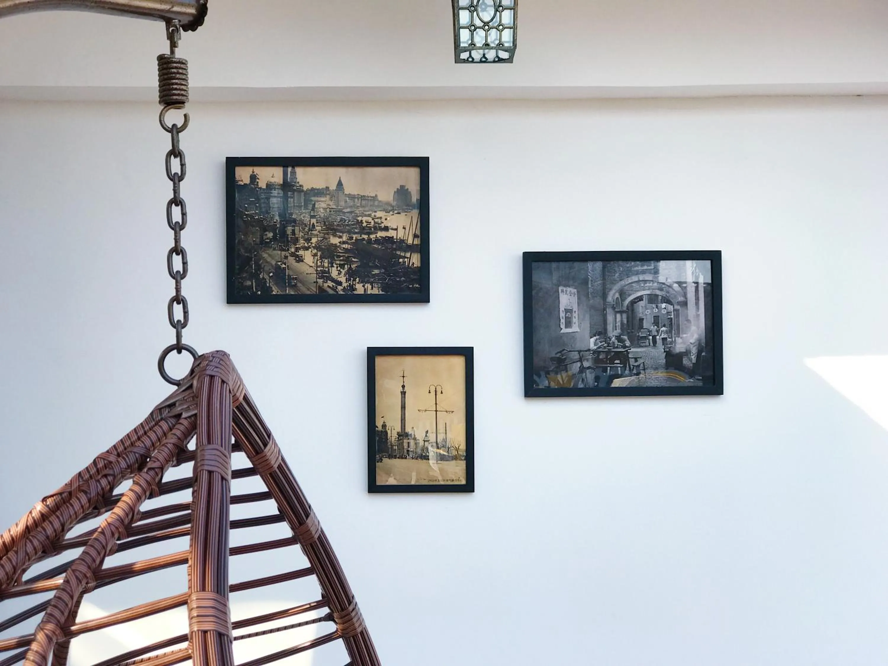 Decorative detail in Mumian inn