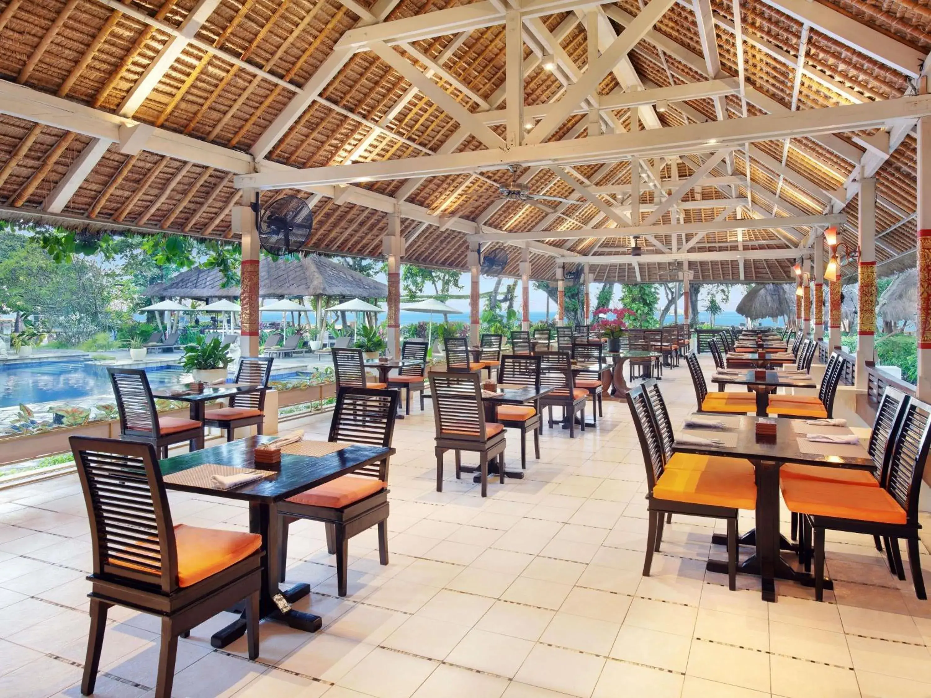 Restaurant/places to eat in Mercure Resort Sanur Restaurant/places to eat in Mercure Resort Sanur