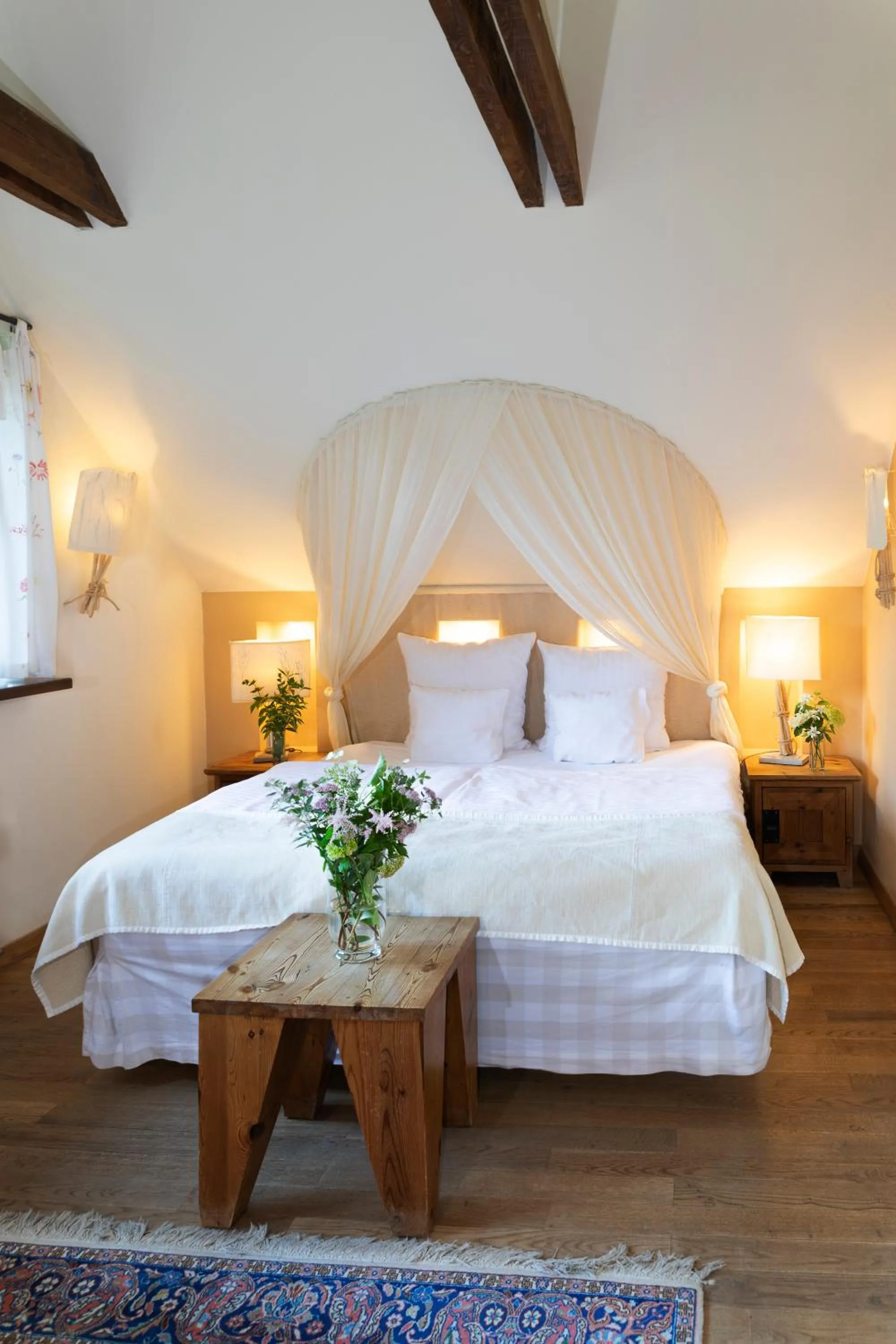 Bed in Młyn Klekotki Spa Resort