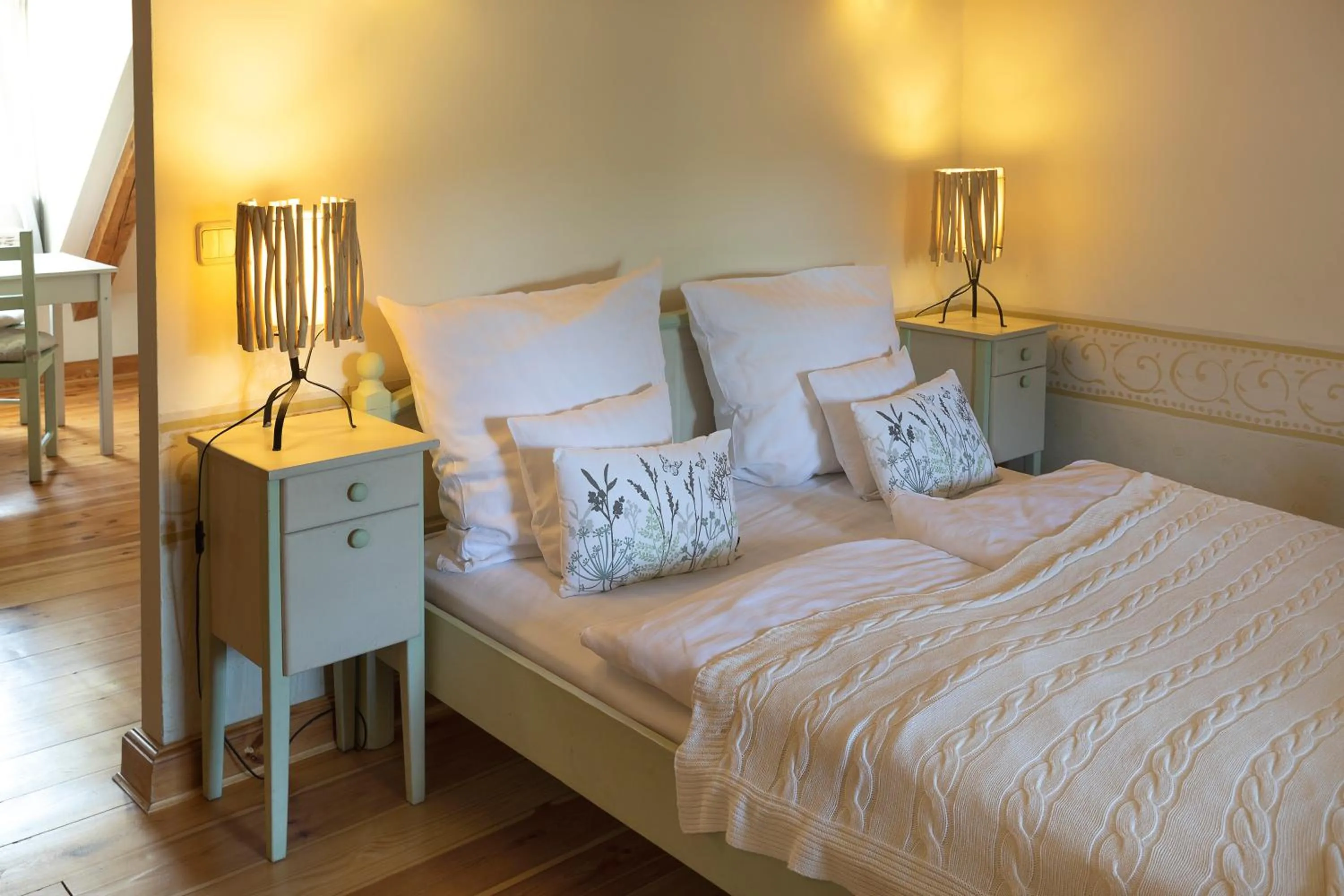 Bed in Młyn Klekotki Spa Resort