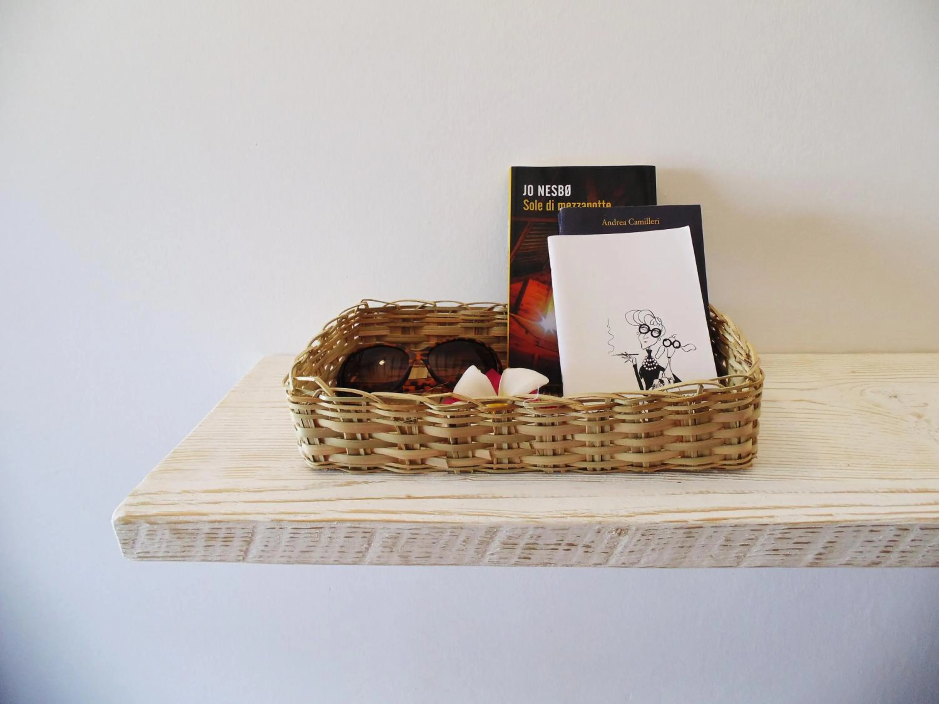 Decorative detail in Villa Huruma