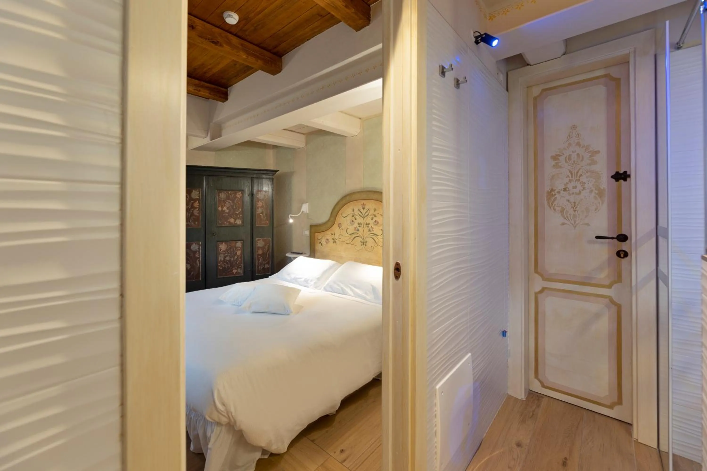 Bedroom, Bed in Torre Del Nera Albergo diffuso & Spa