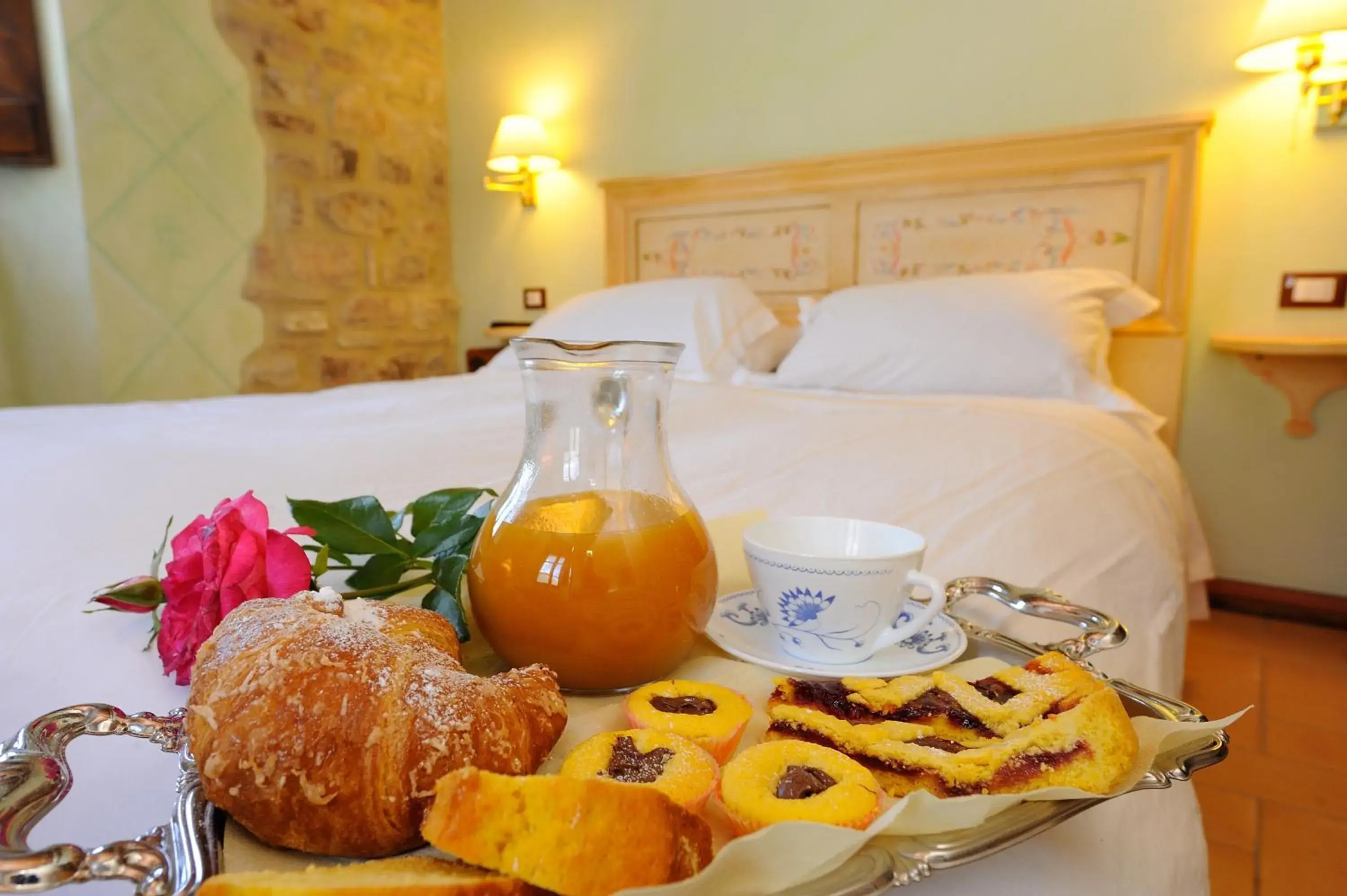 Balcony/Terrace, Bed in Torre Del Nera Albergo diffuso & Spa Balcony/Terrace, Bed in Torre Del Nera Albergo diffuso & Spa