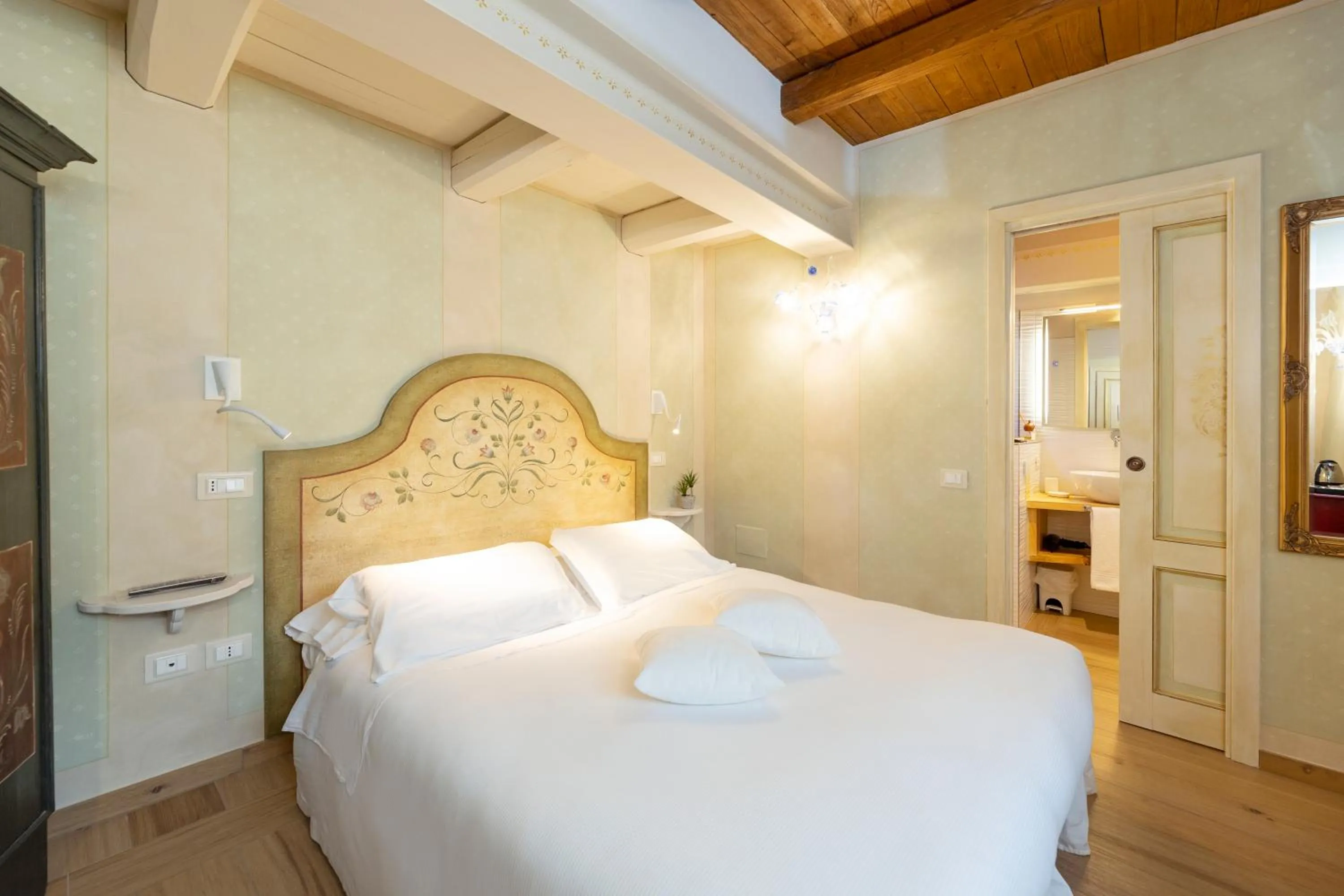 Bedroom, Bed in Torre Del Nera Albergo diffuso & Spa