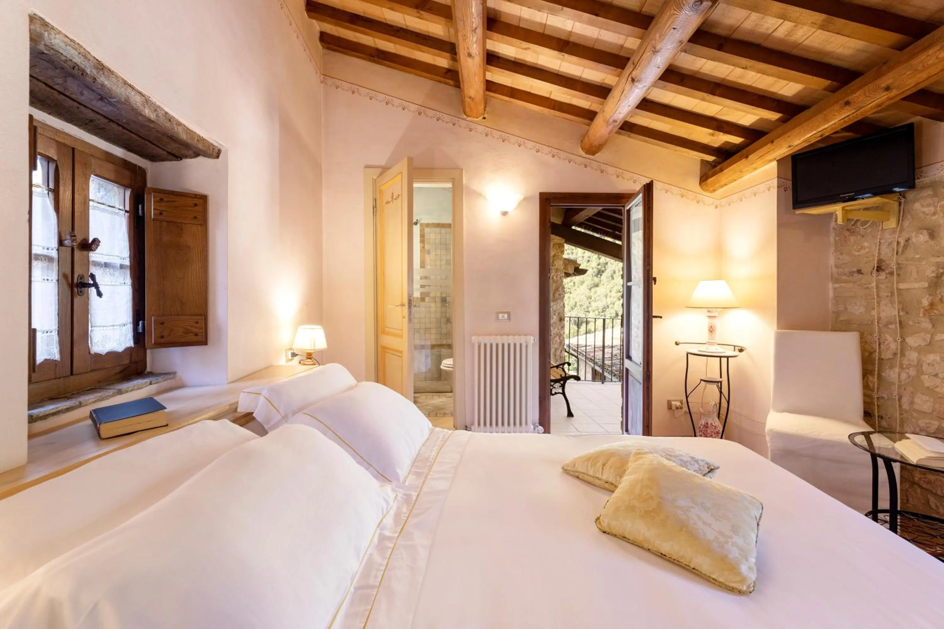Bedroom, Bed in Torre Del Nera Albergo diffuso & Spa
