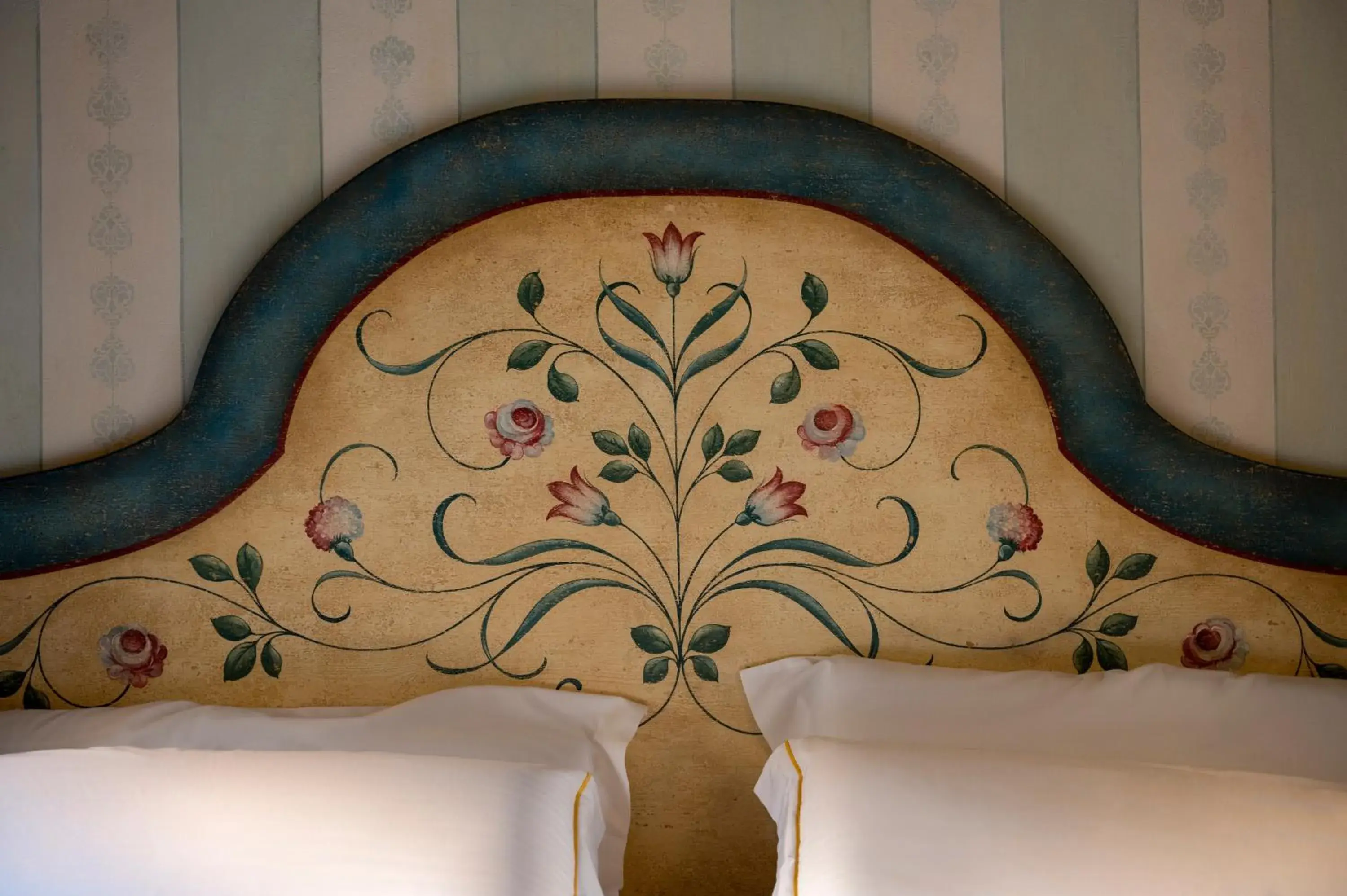 Bedroom, Bed in Torre Del Nera Albergo diffuso & Spa Bedroom, Bed in Torre Del Nera Albergo diffuso & Spa