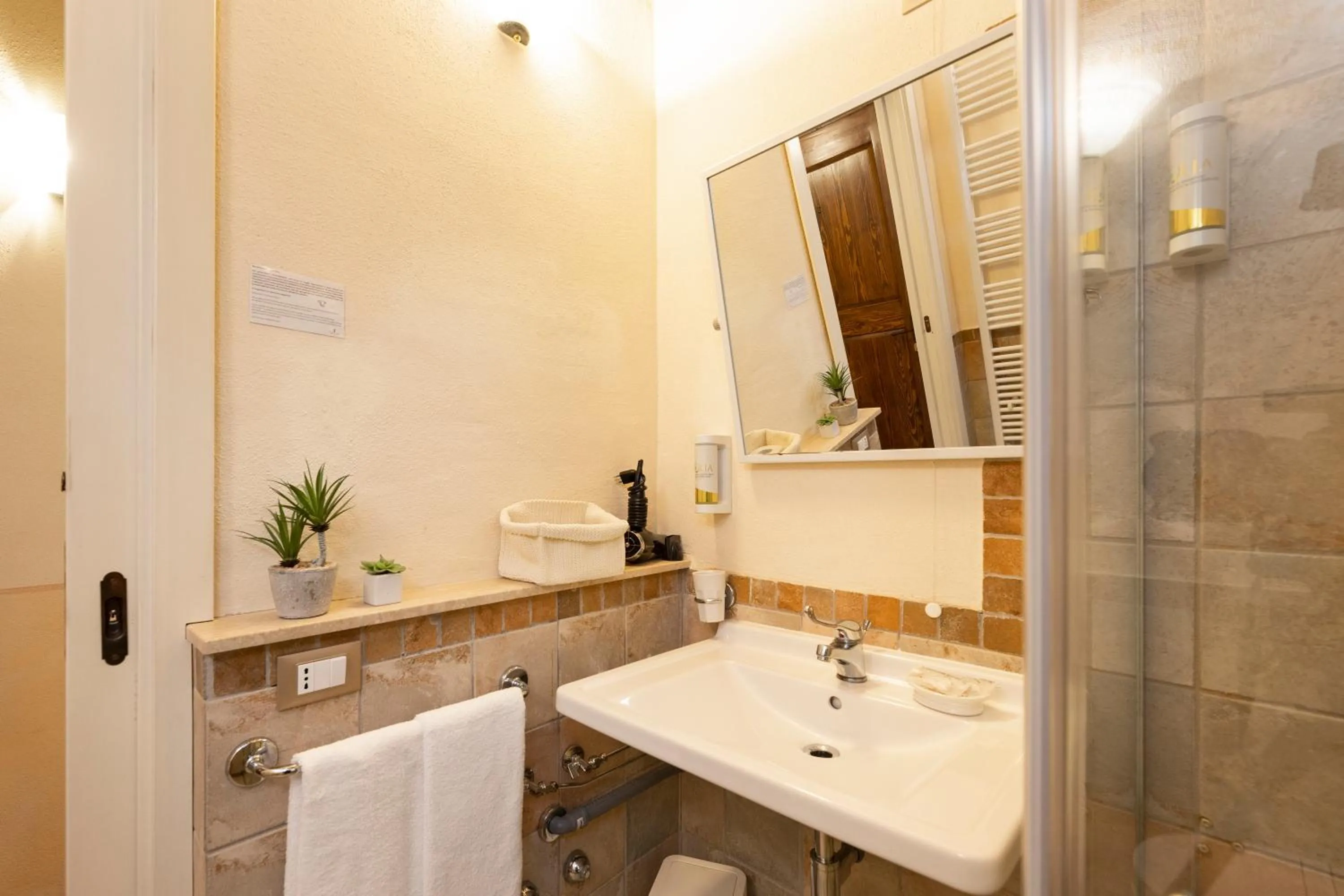 Bathroom in Torre Del Nera Albergo diffuso & Spa