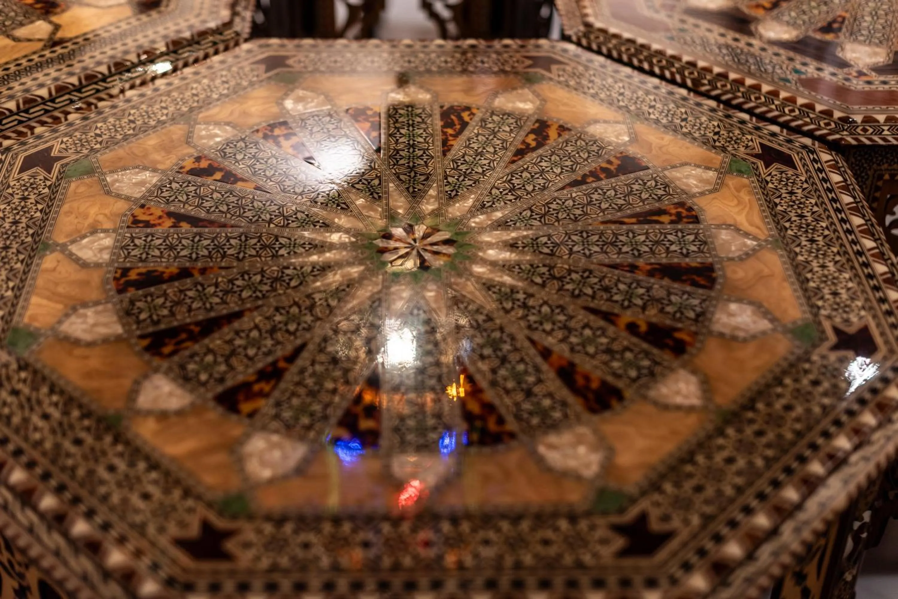 Property building in Casa de Reyes