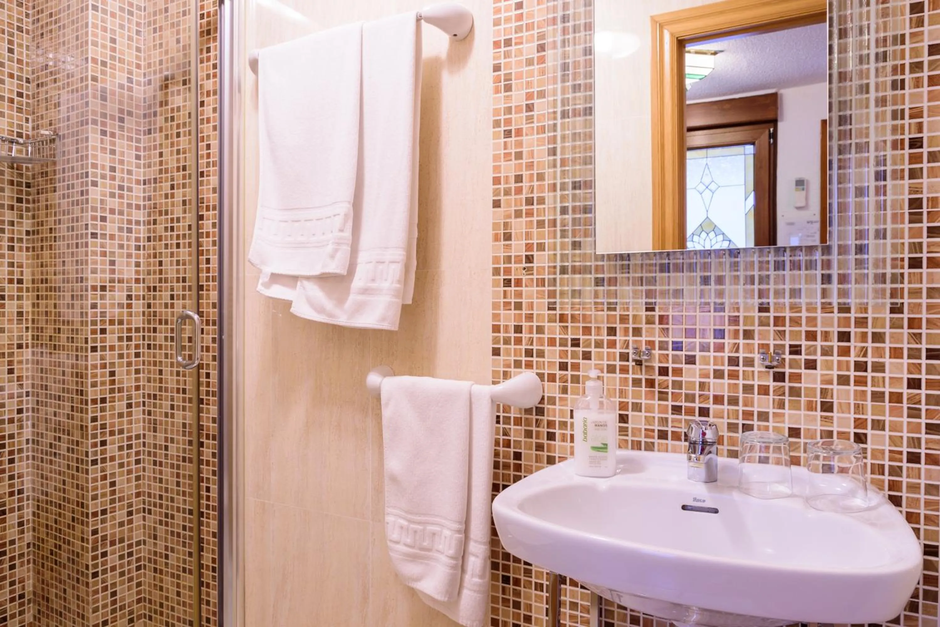 Decorative detail in Casa de Reyes