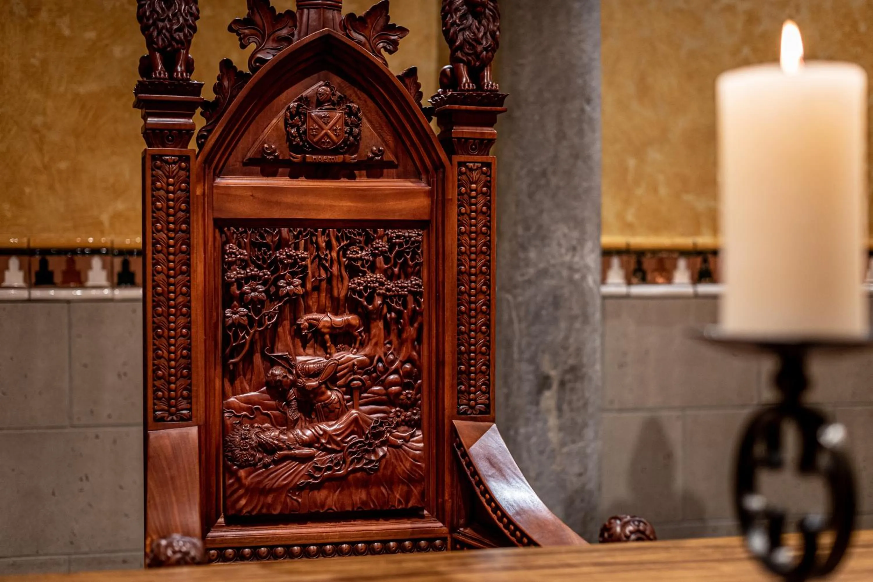 Decorative detail in Casa de Reyes