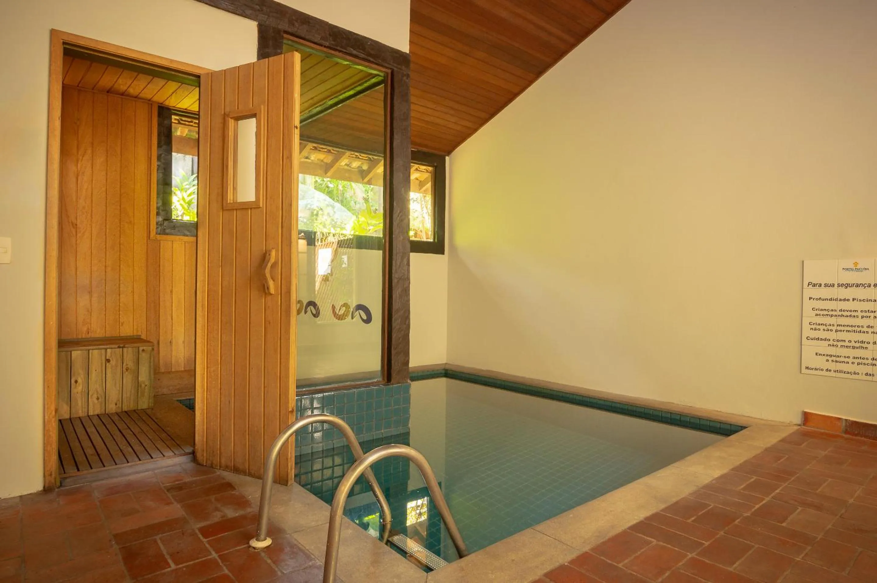 Sauna in Porto Pacuíba Hotel