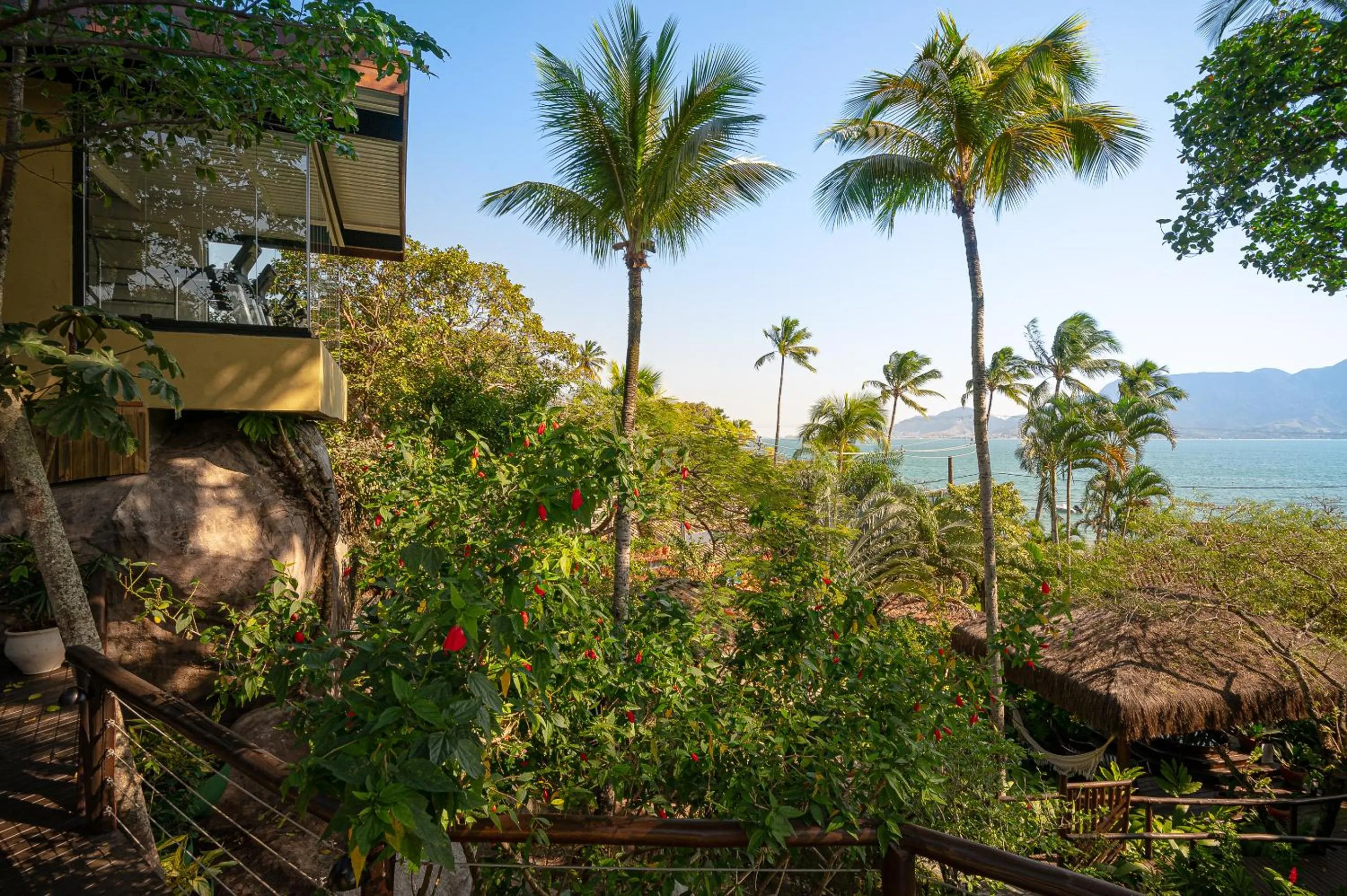 Garden view in Porto Pacuíba Hotel
