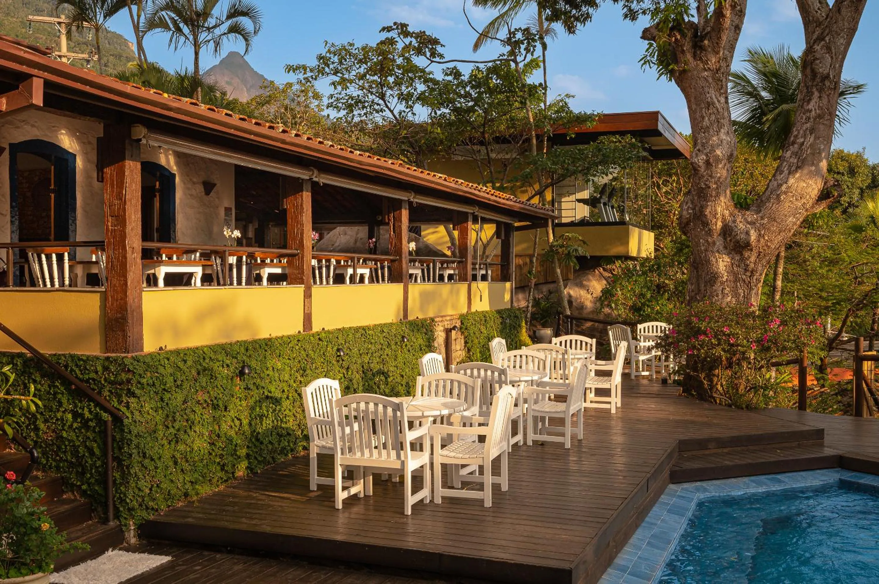Garden in Porto Pacuíba Hotel