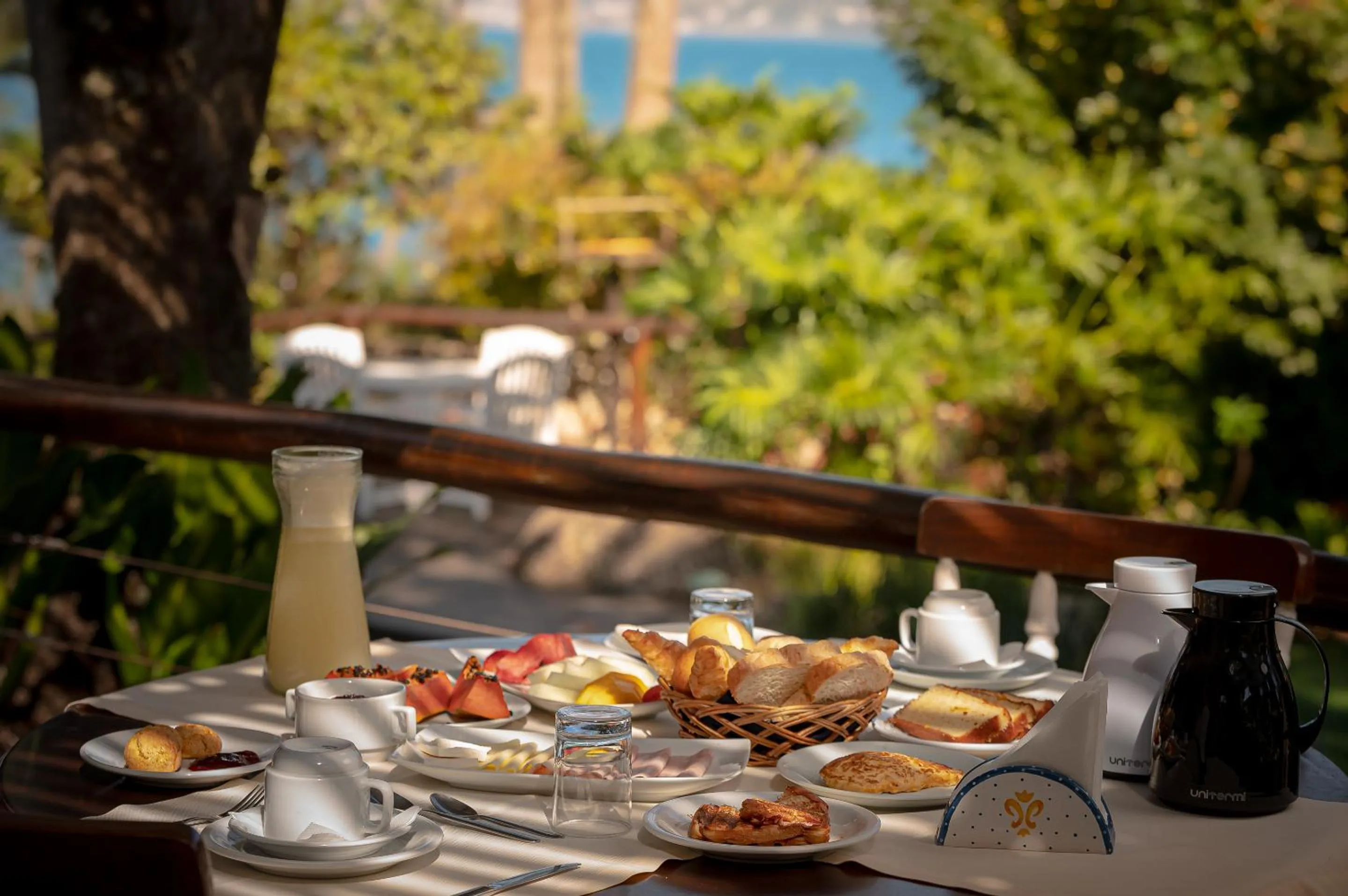 Breakfast in Porto Pacuíba Hotel