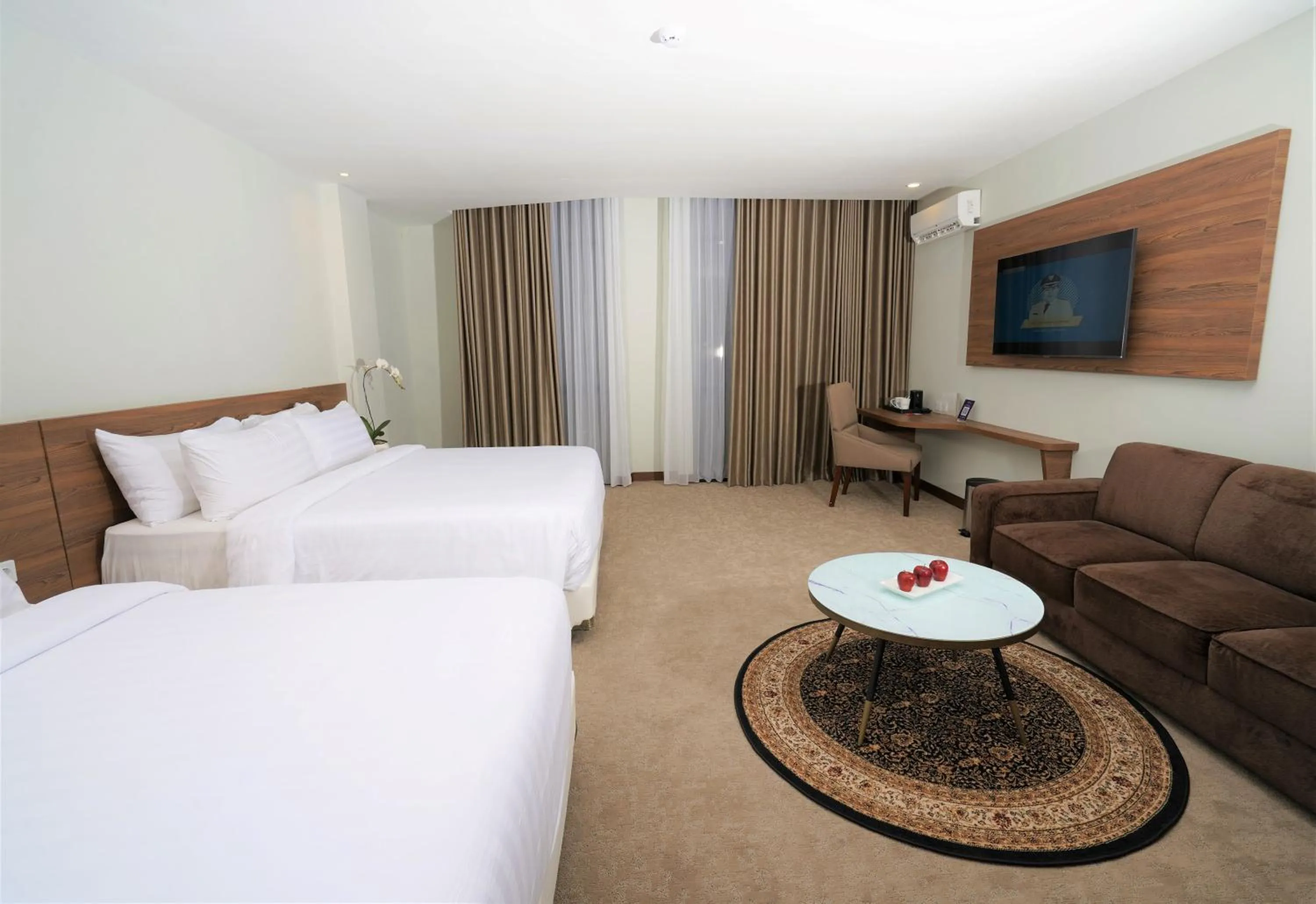 Bedroom, Bed in Aston Inn Pandanaran