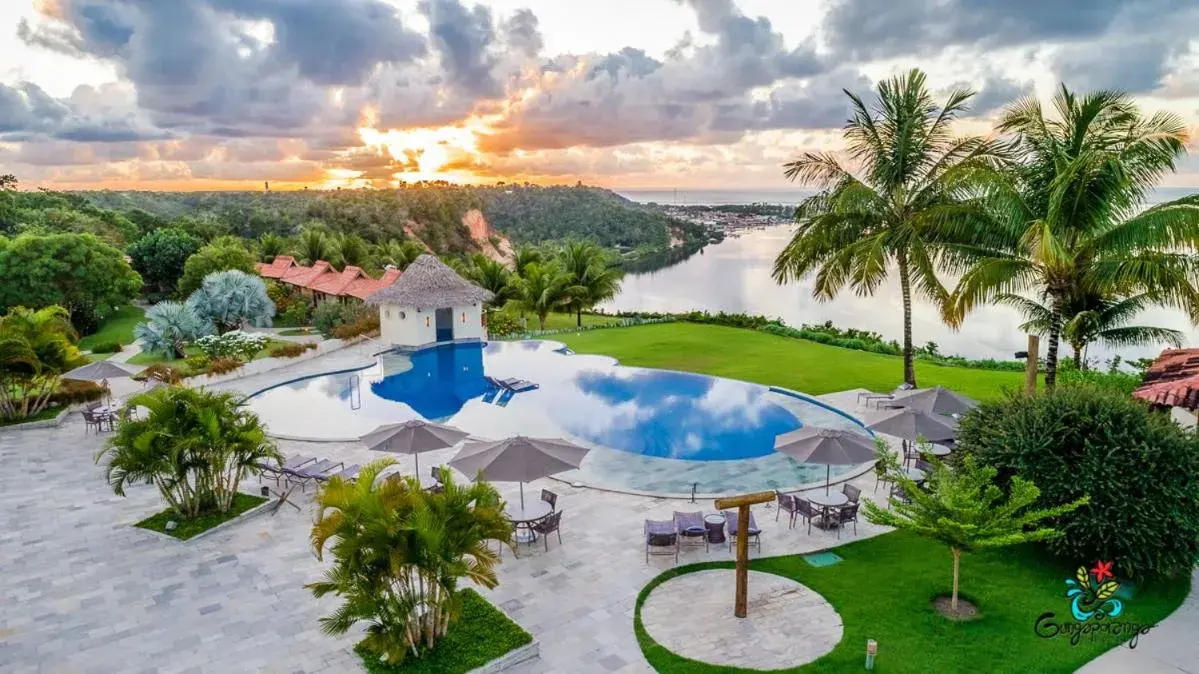 Pool view in Gungaporanga Hotel Pool view in Gungaporanga Hotel