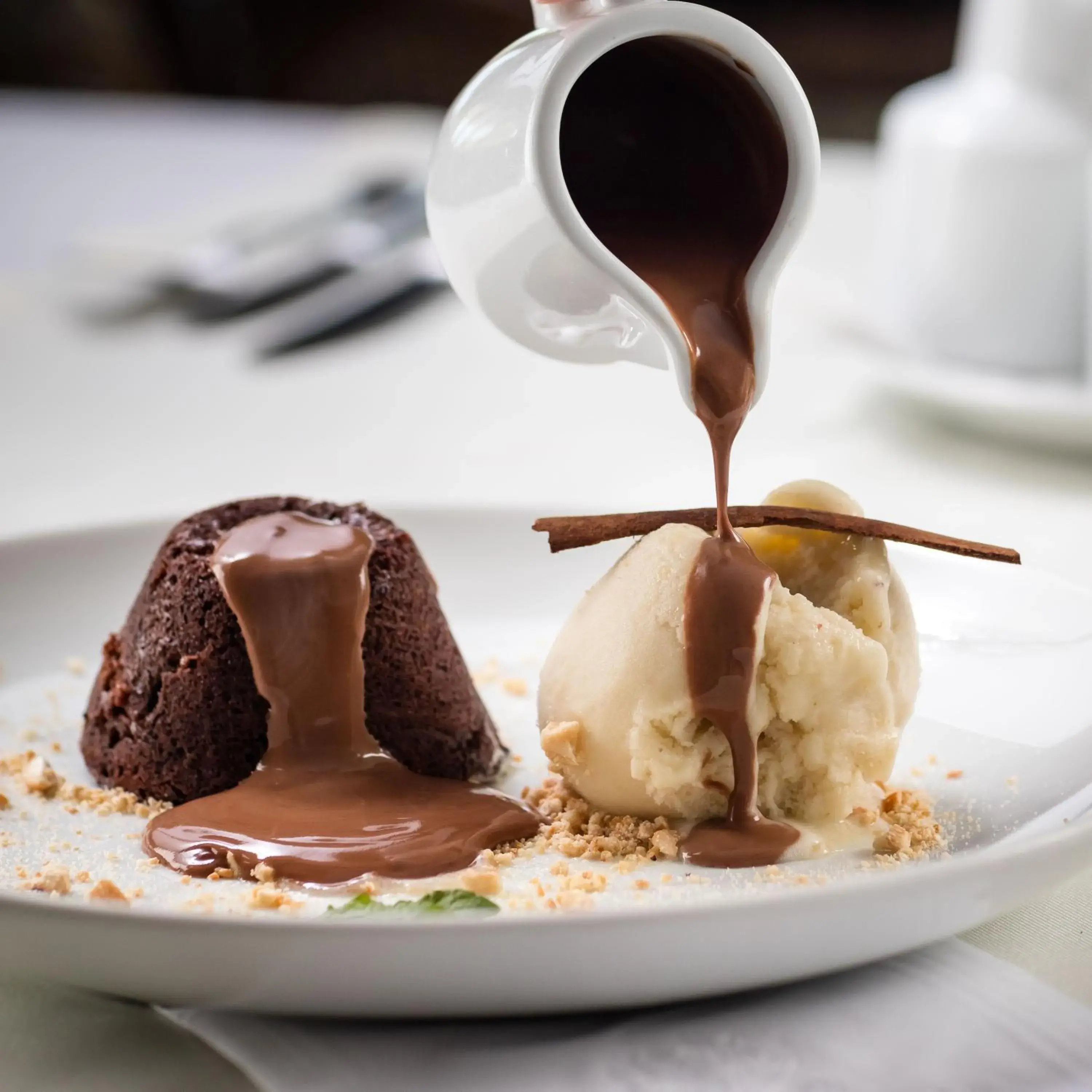 Food and drinks in Gungaporanga Hotel Food and drinks in Gungaporanga Hotel